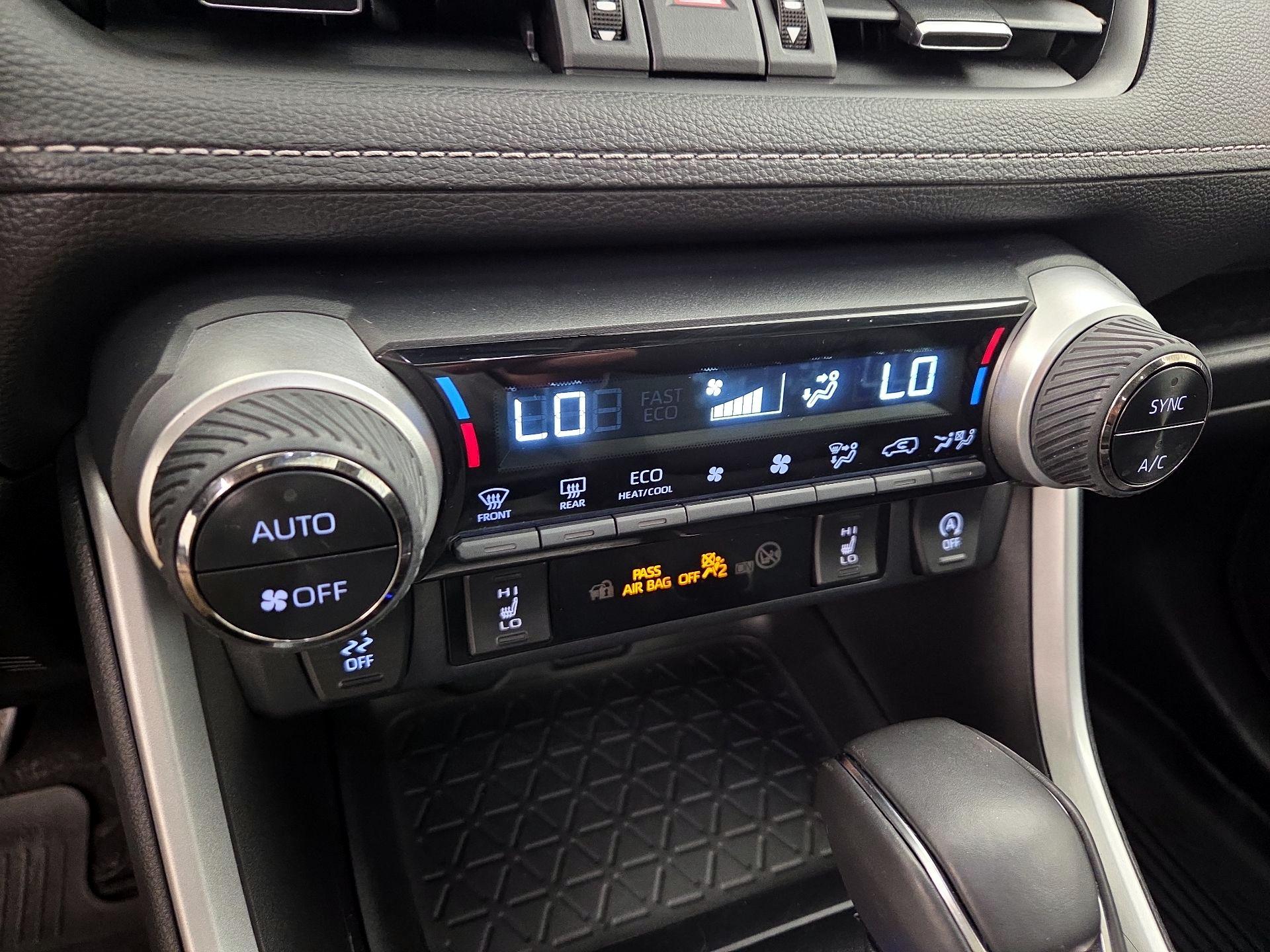 Thumbnail: 2023 Toyota RAV4 - 16