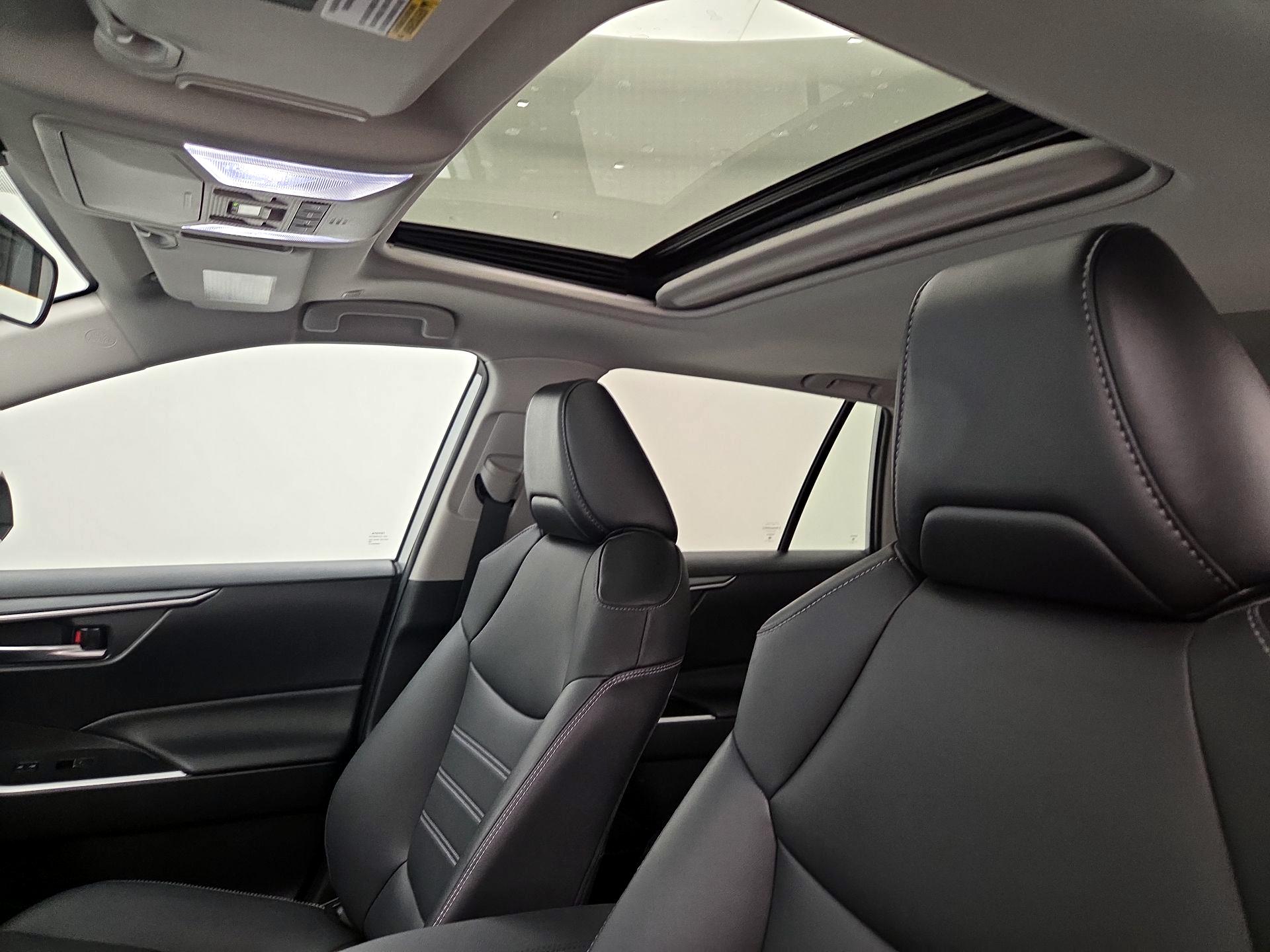 Thumbnail: 2023 Toyota RAV4 - 19