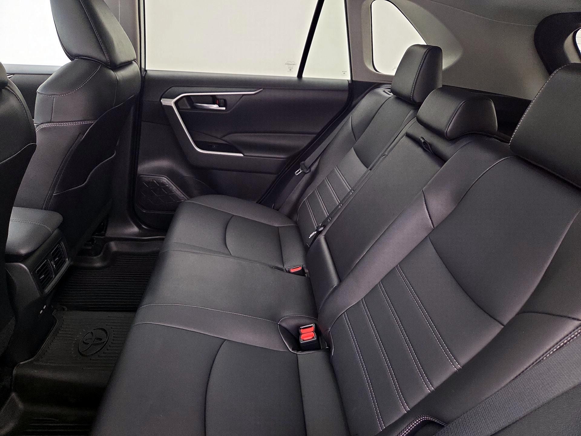 Thumbnail: 2023 Toyota RAV4 - 20