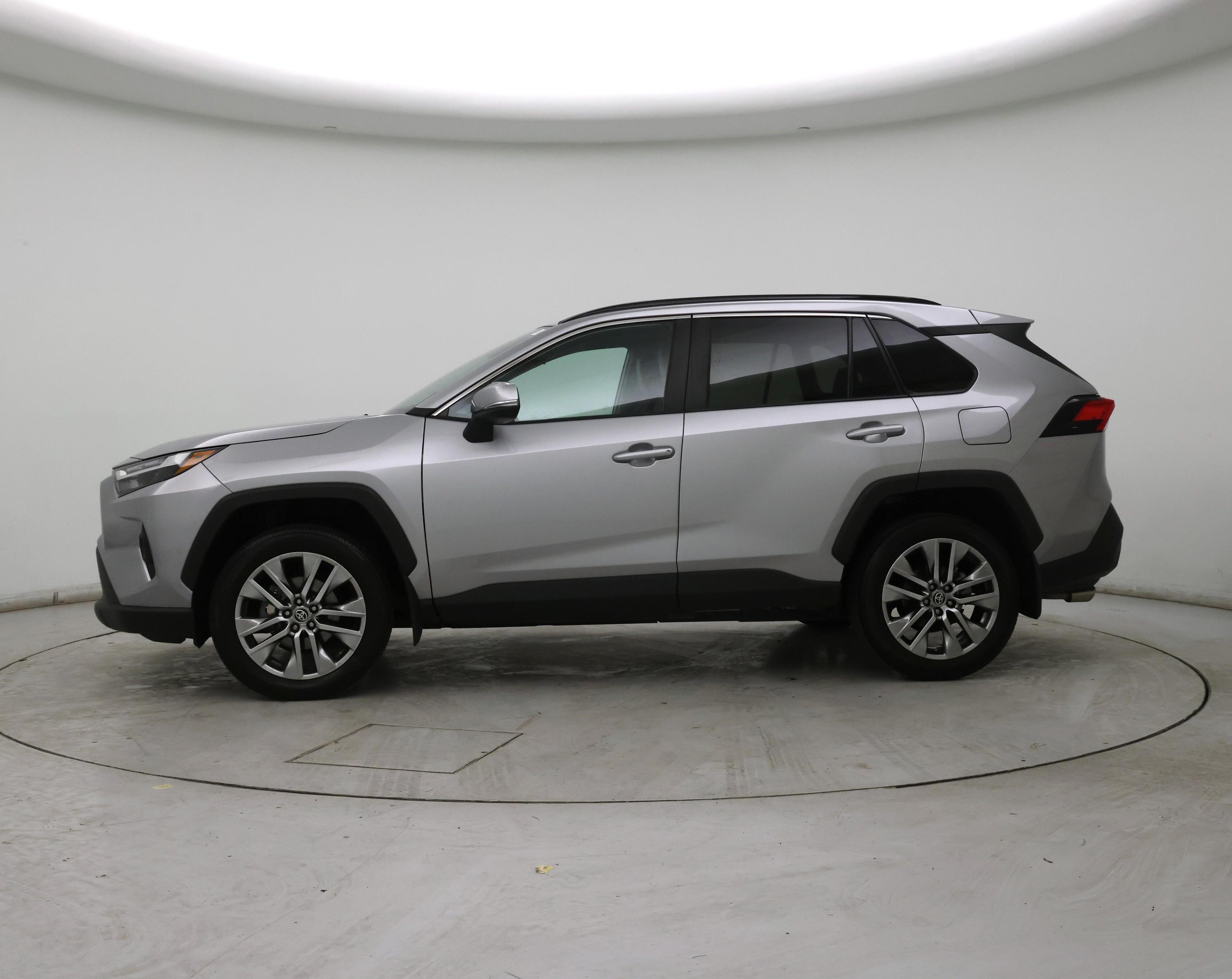 Thumbnail: 2023 Toyota RAV4 - 3