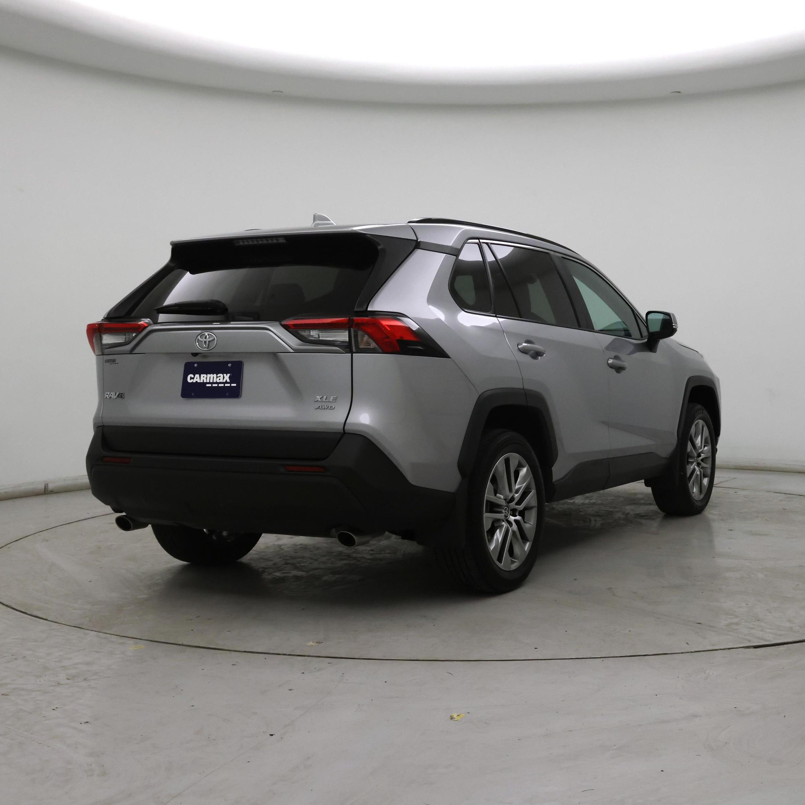 Thumbnail: 2023 Toyota RAV4 - 8