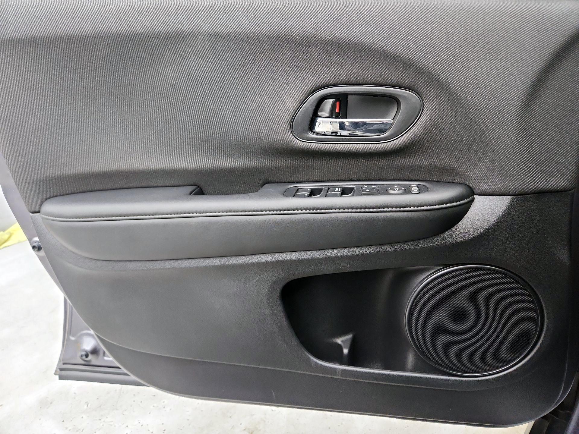 Thumbnail: 2022 Honda HR-V - 12