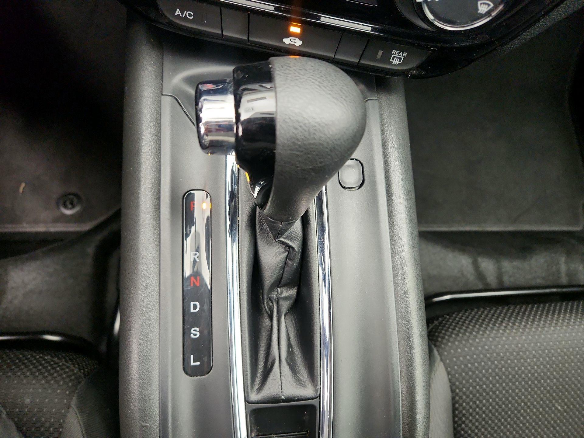 Thumbnail: 2022 Honda HR-V - 17