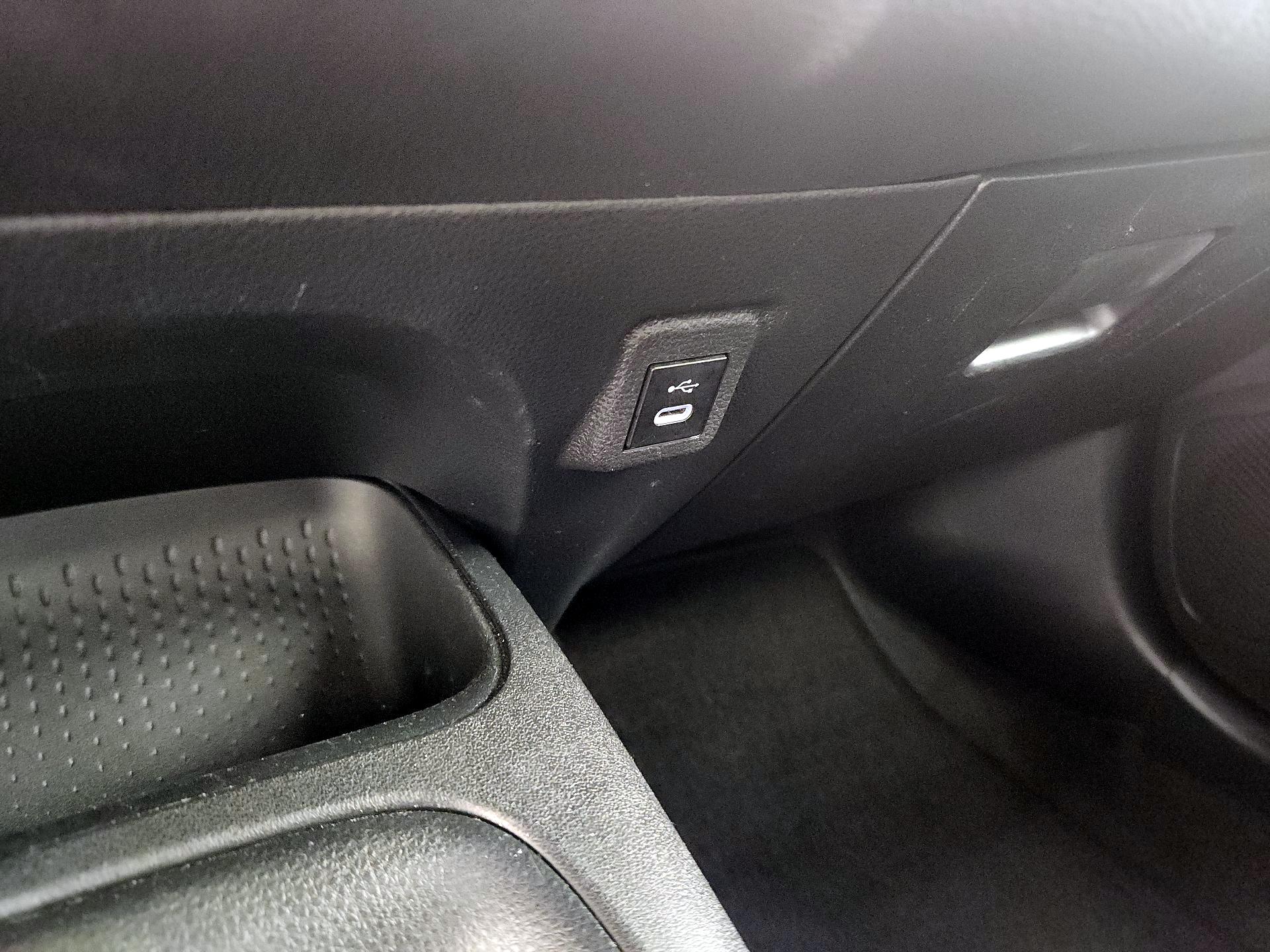 Thumbnail: 2024 Toyota Corolla - 18