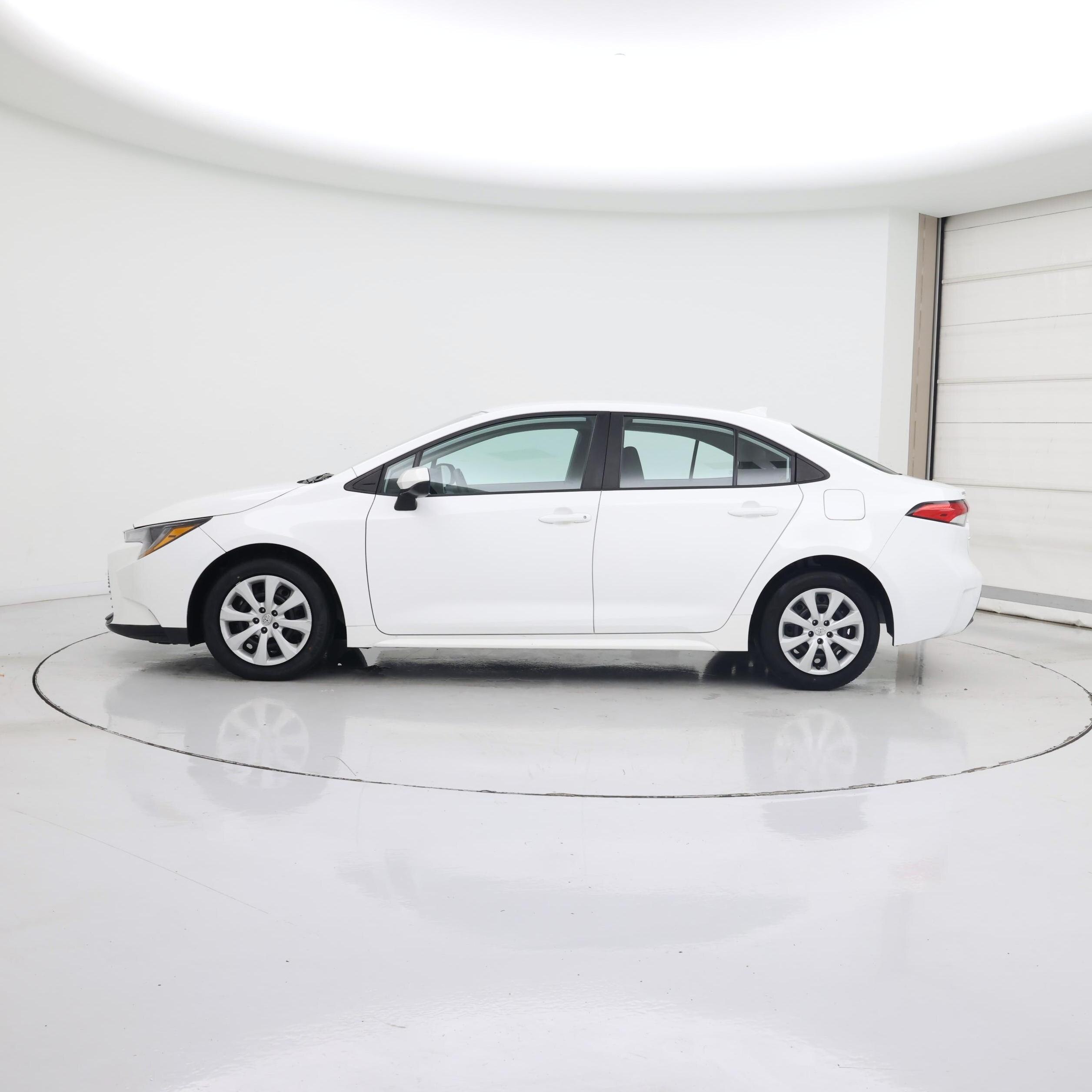 Thumbnail: 2024 Toyota Corolla - 3