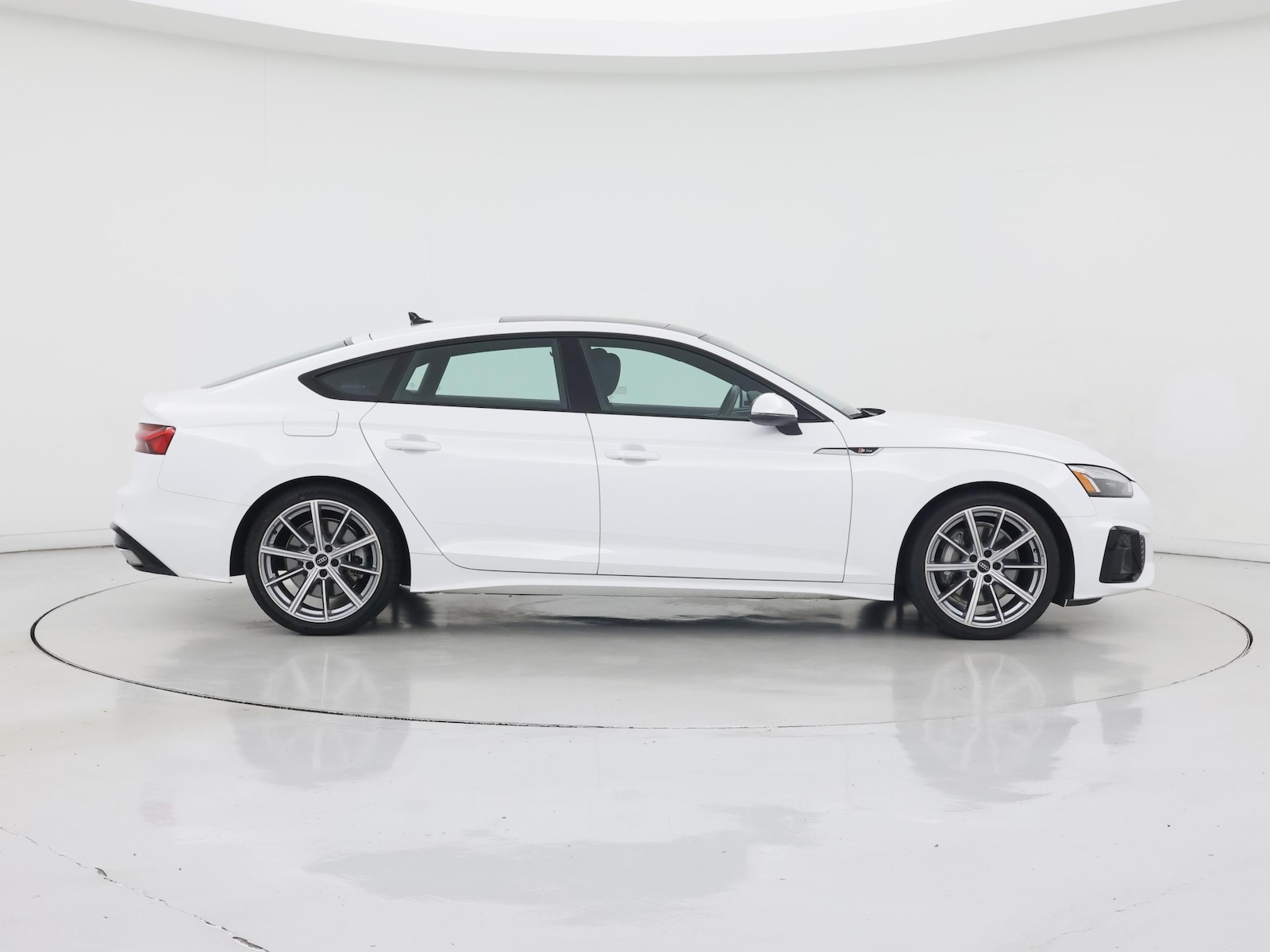 2025 Audi A5 Sportback Premium - Photo 8