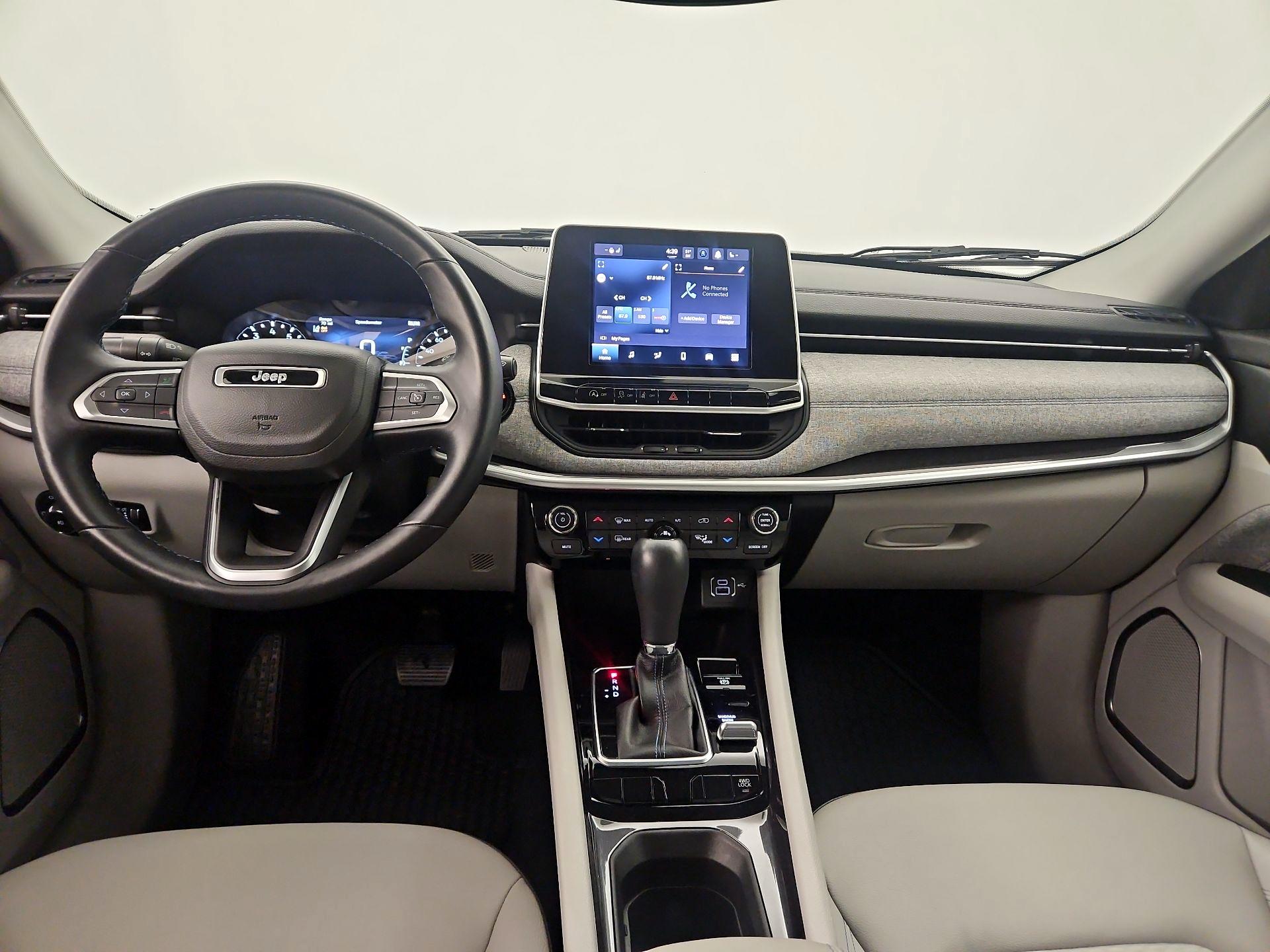 Thumbnail: 2022 Jeep Compass - 9