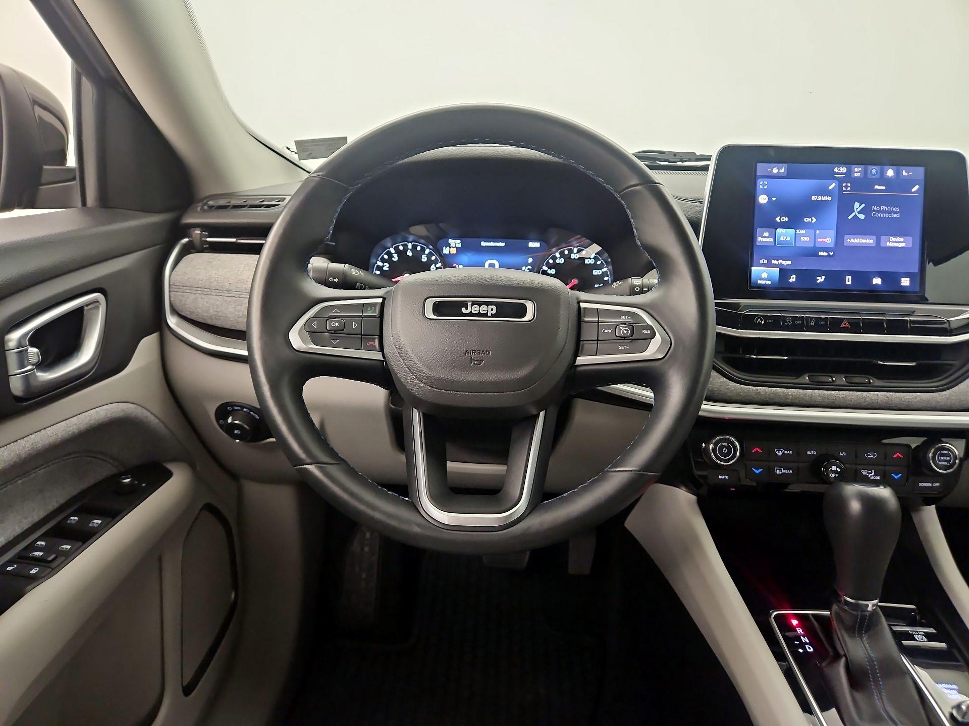 Thumbnail: 2022 Jeep Compass - 10