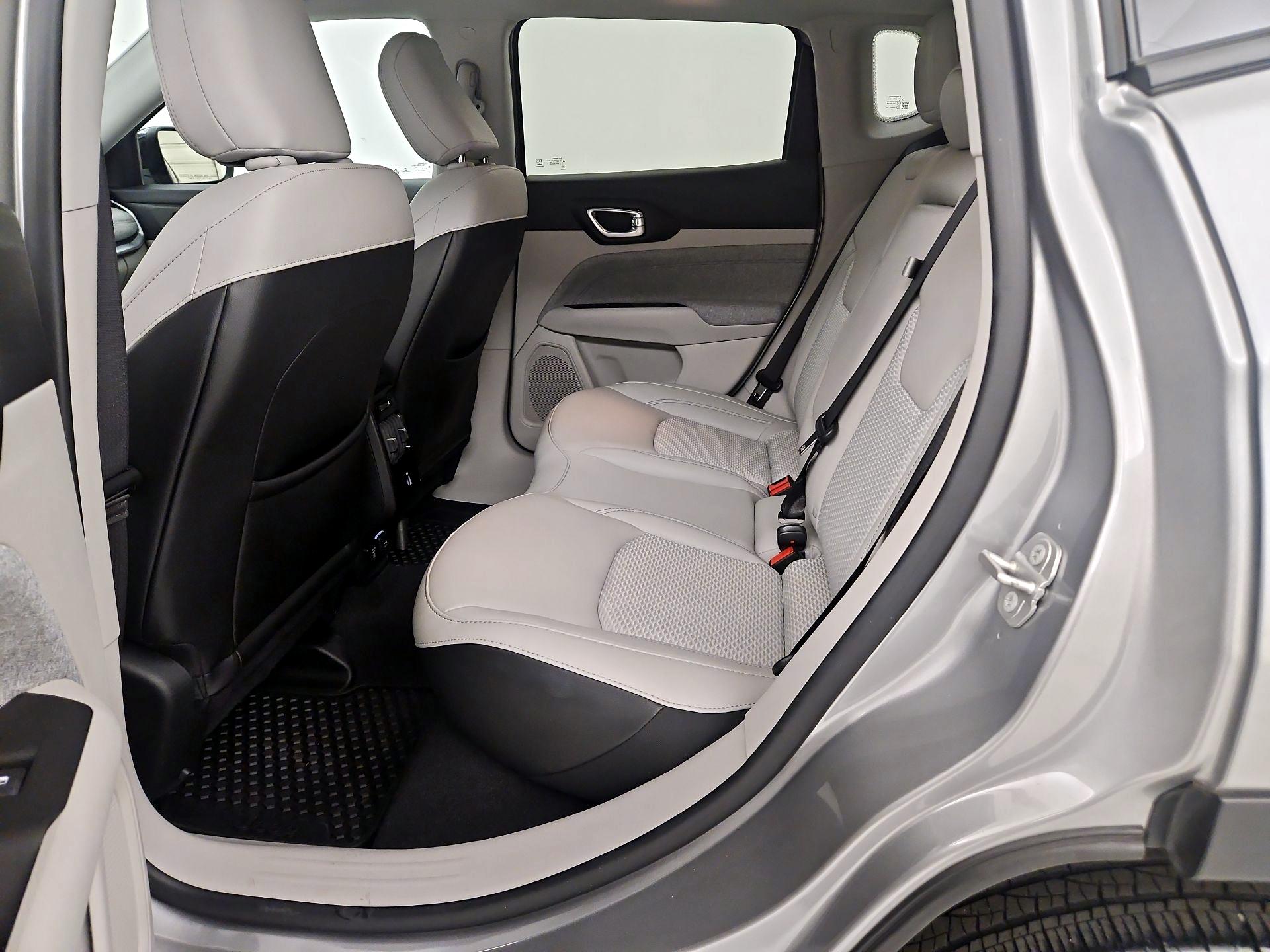 Thumbnail: 2022 Jeep Compass - 19