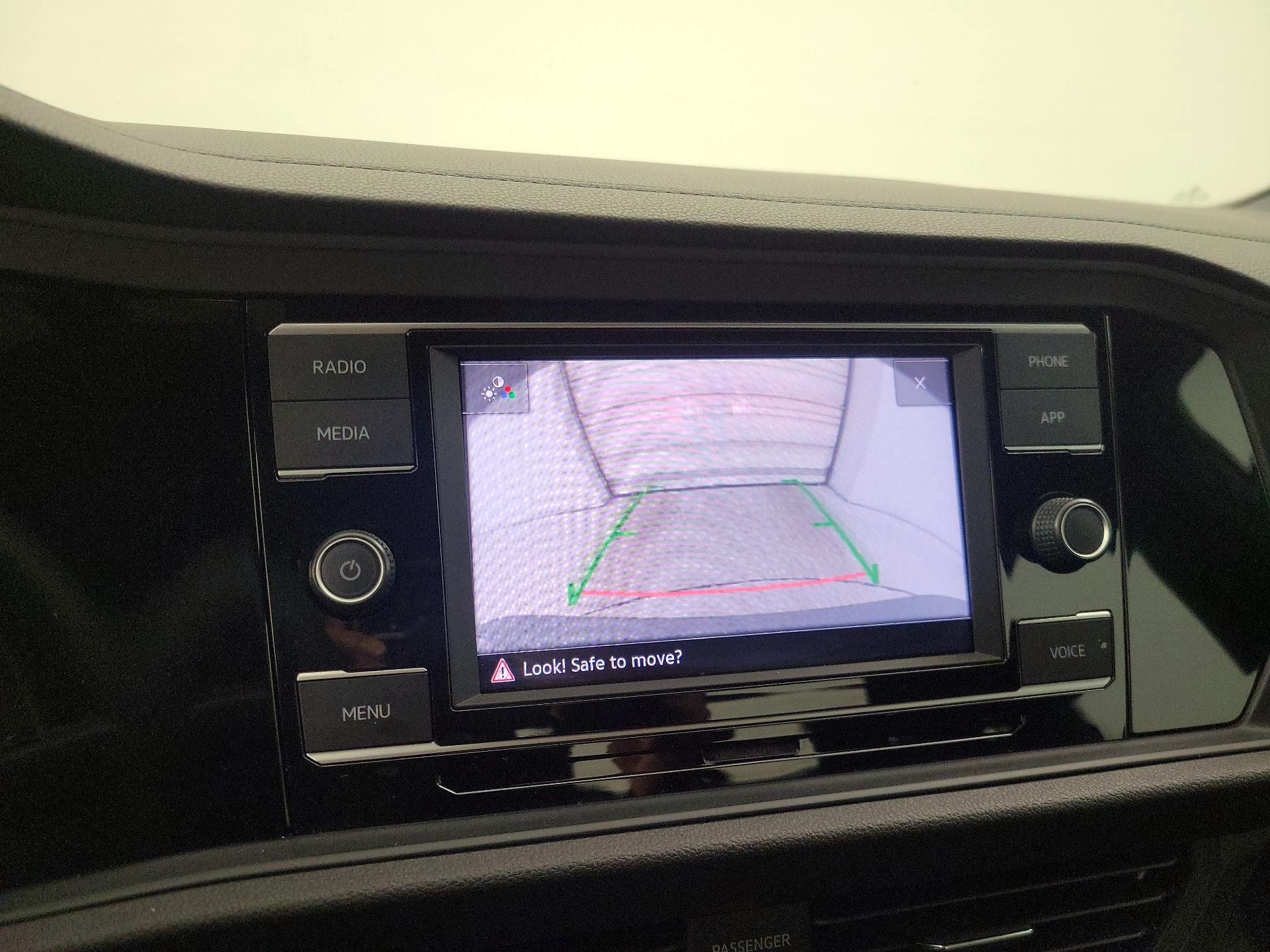 Thumbnail: 2023 Volkswagen Jetta - 14