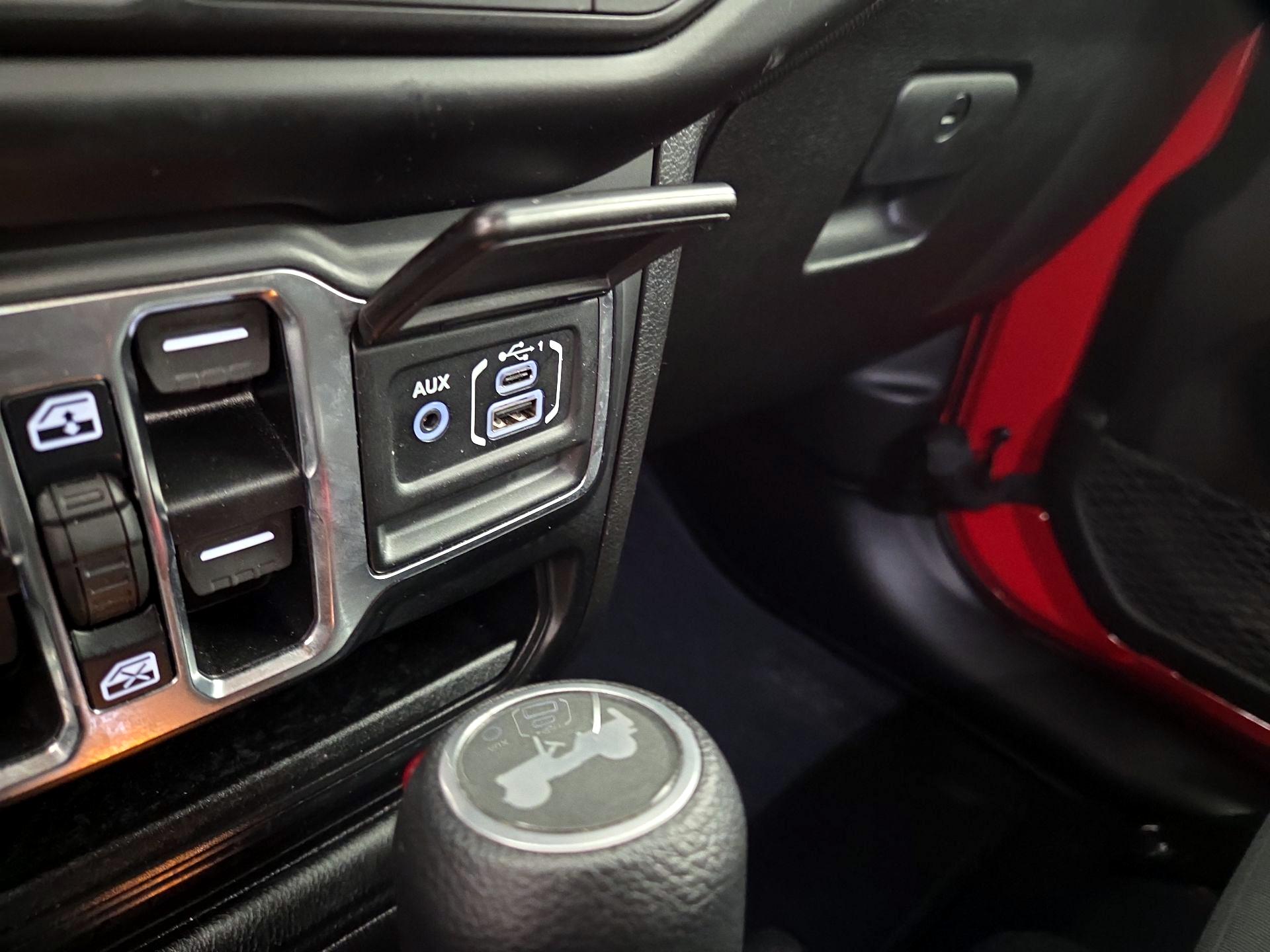 Thumbnail: 2021 Jeep Wrangler - 18