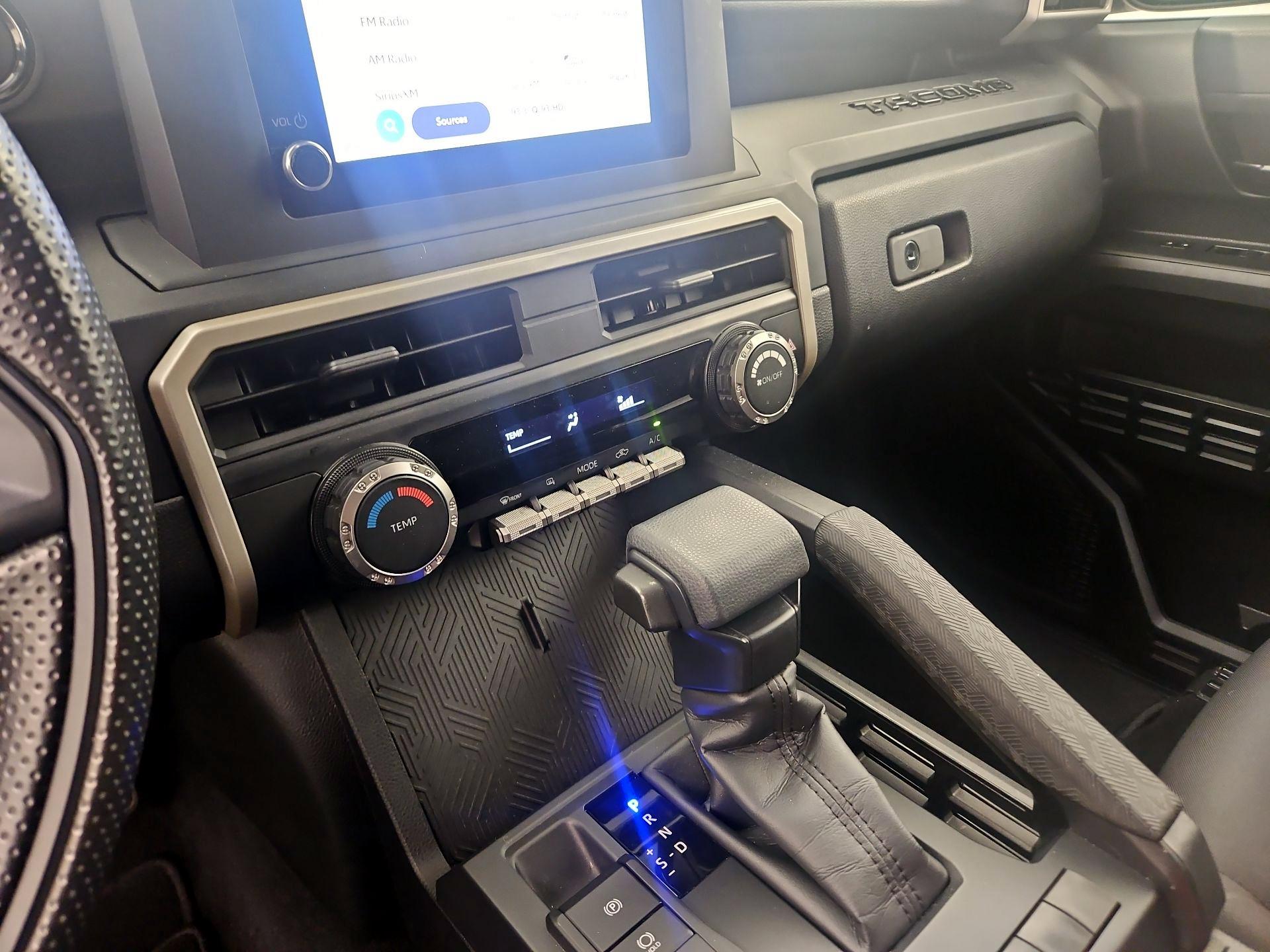 Thumbnail: 2024 Toyota Tacoma - 15