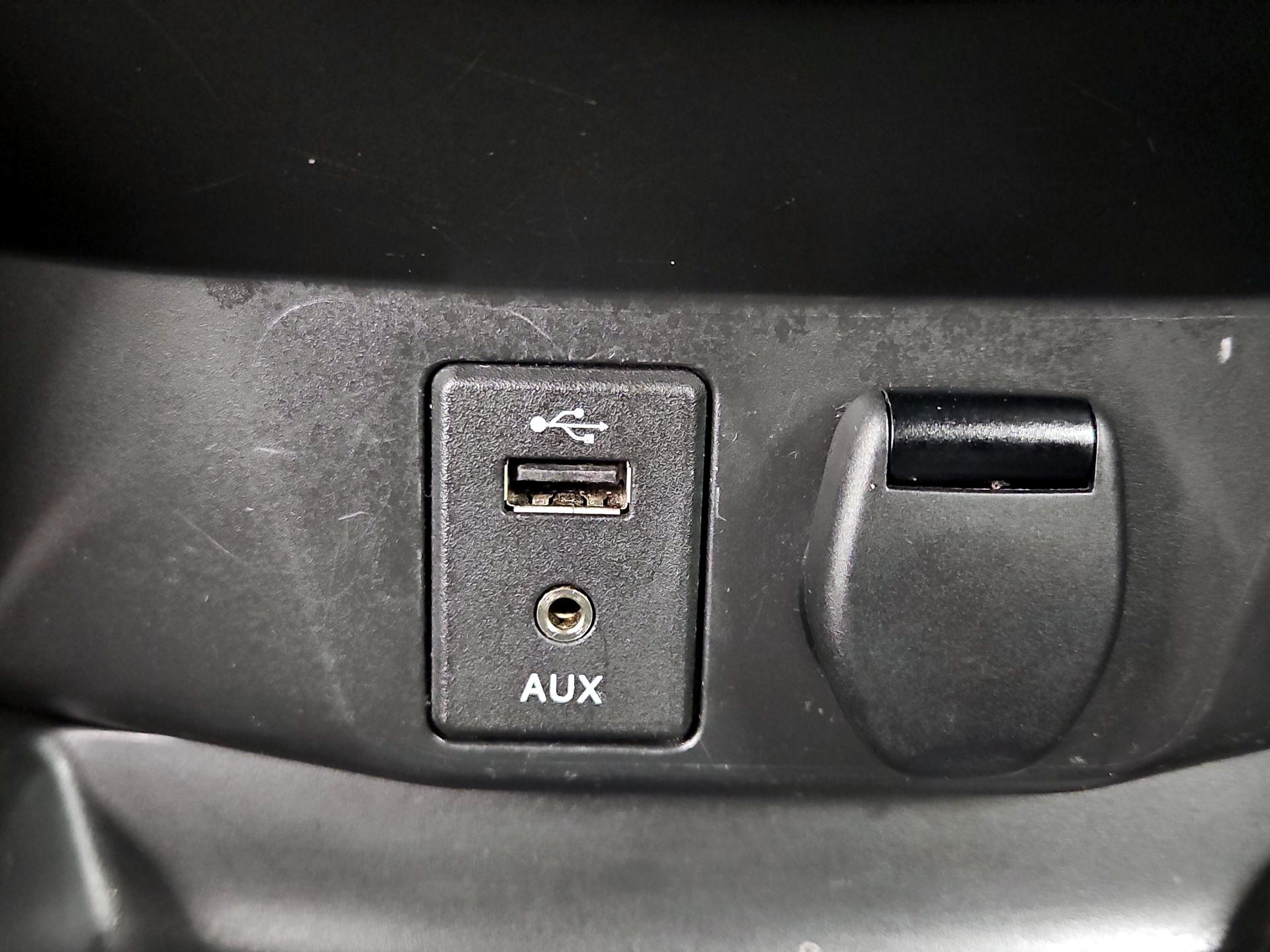 Thumbnail: 2017 Nissan Rogue Sport - 19