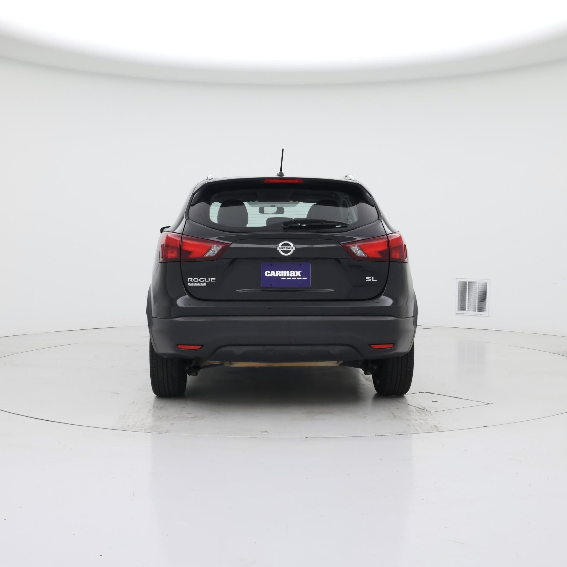 Thumbnail: 2017 Nissan Rogue Sport - 6