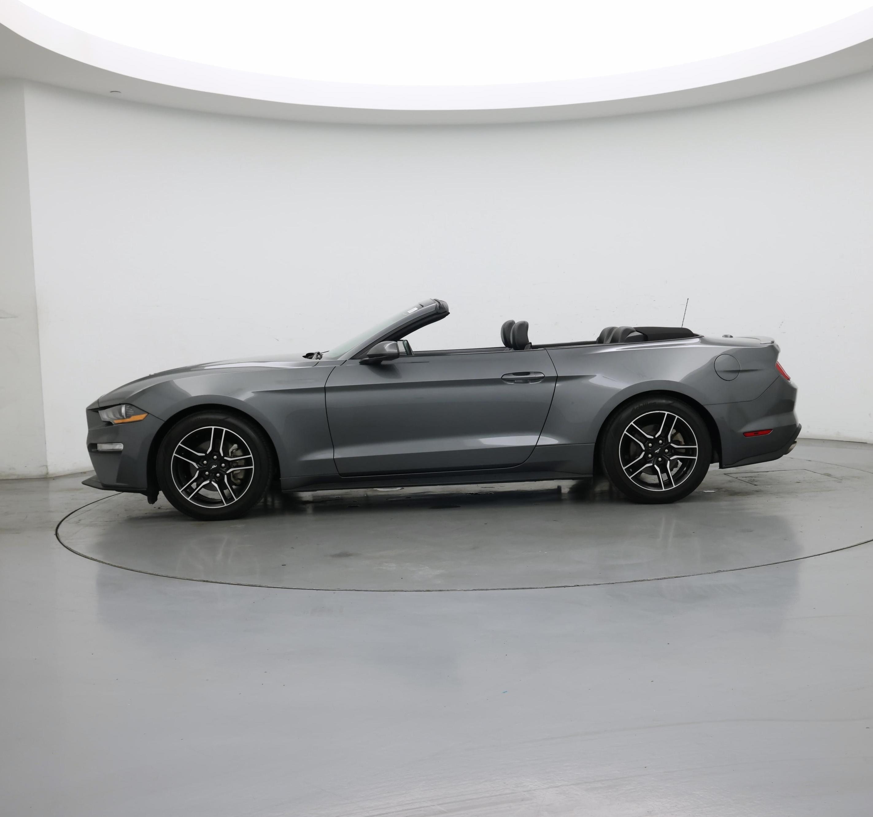 Thumbnail: 2022 Ford Mustang - 3