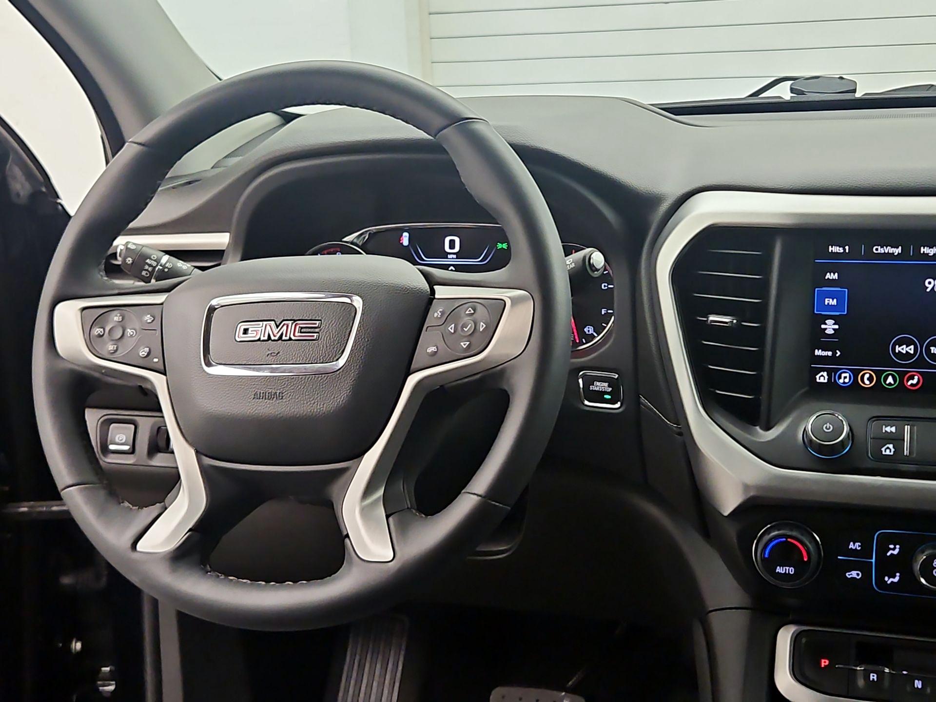 Thumbnail: 2023 GMC Acadia - 10