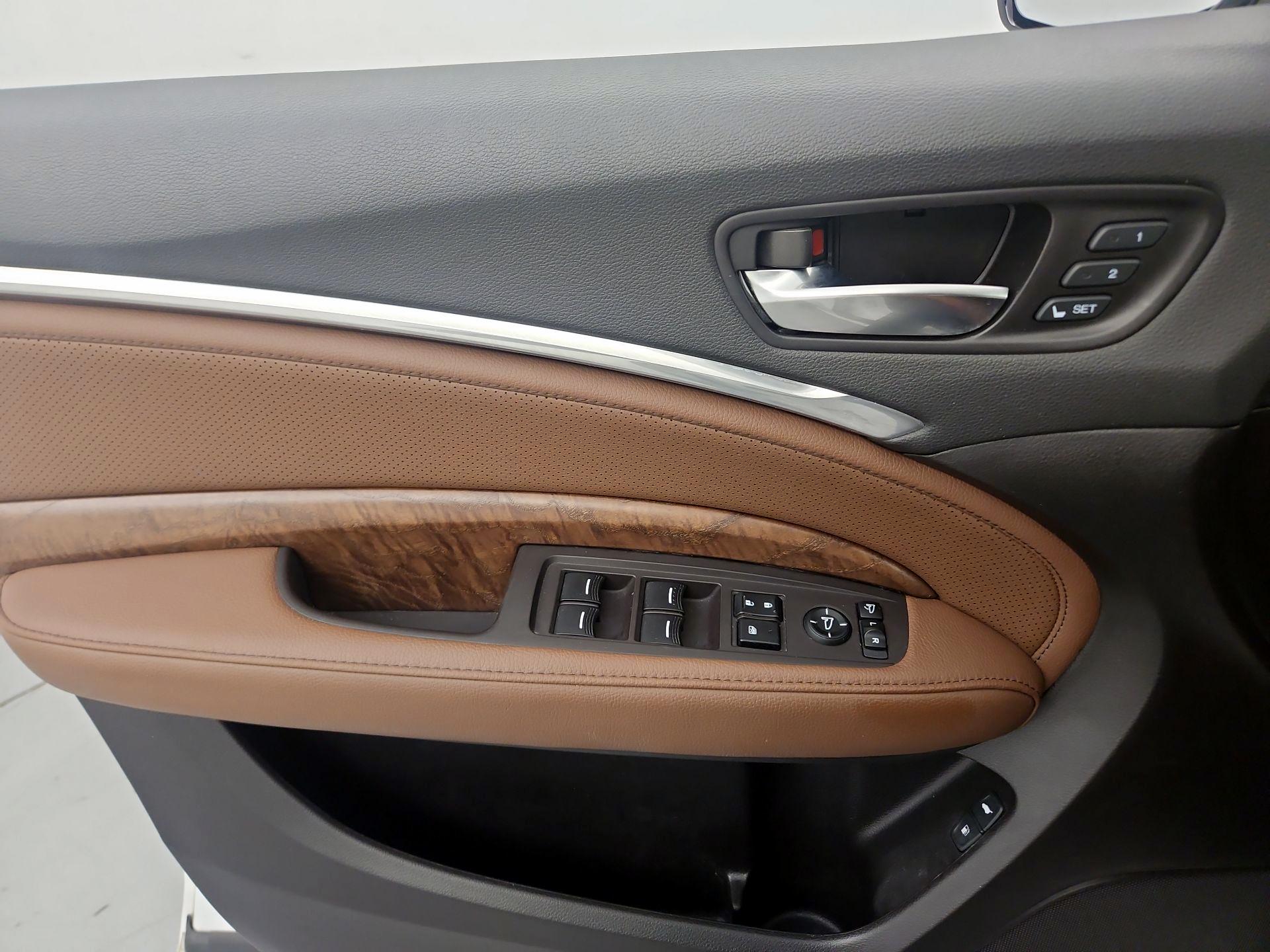 Thumbnail: 2020 Acura MDX - 12