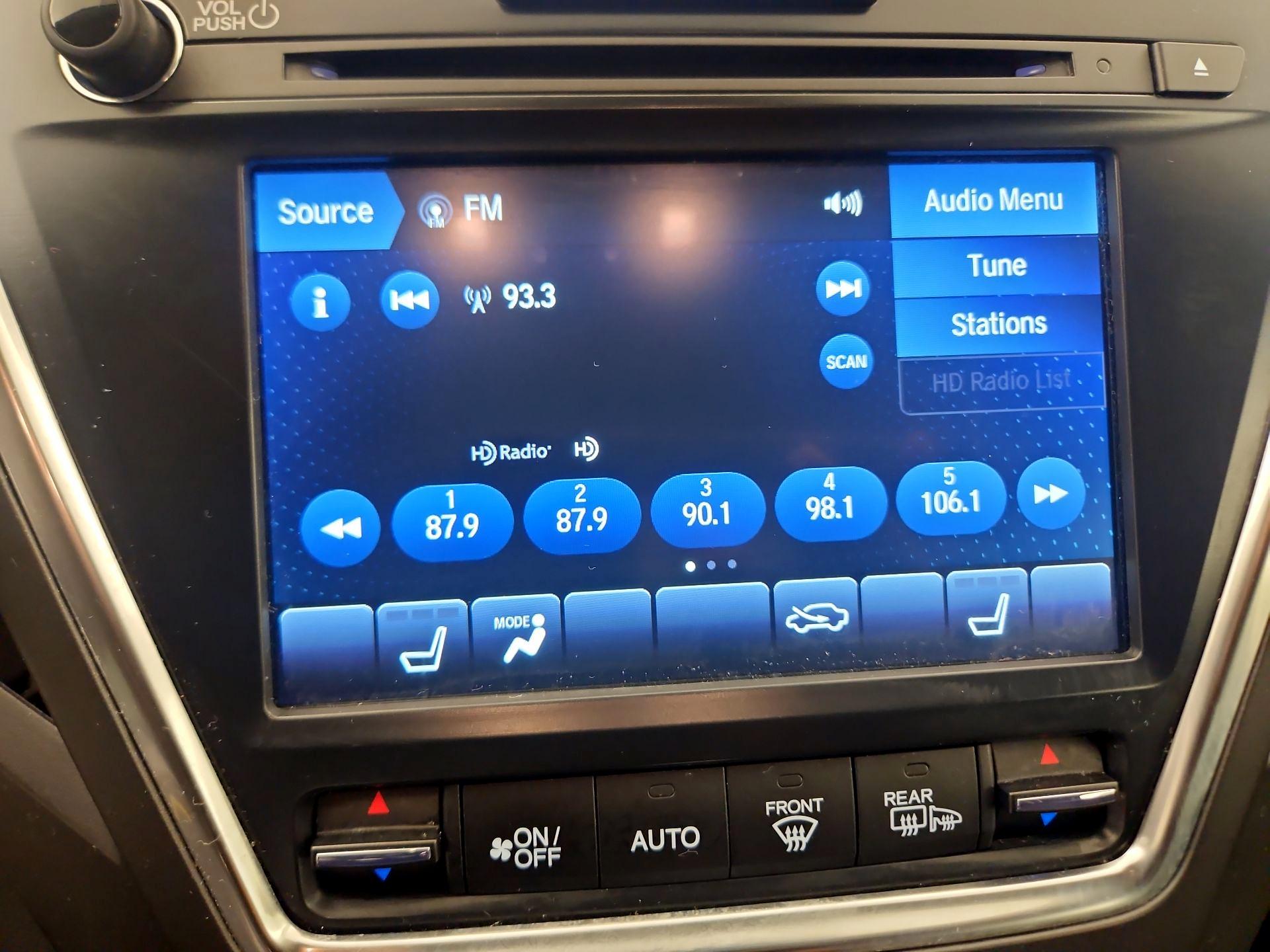 Thumbnail: 2020 Acura MDX - 16