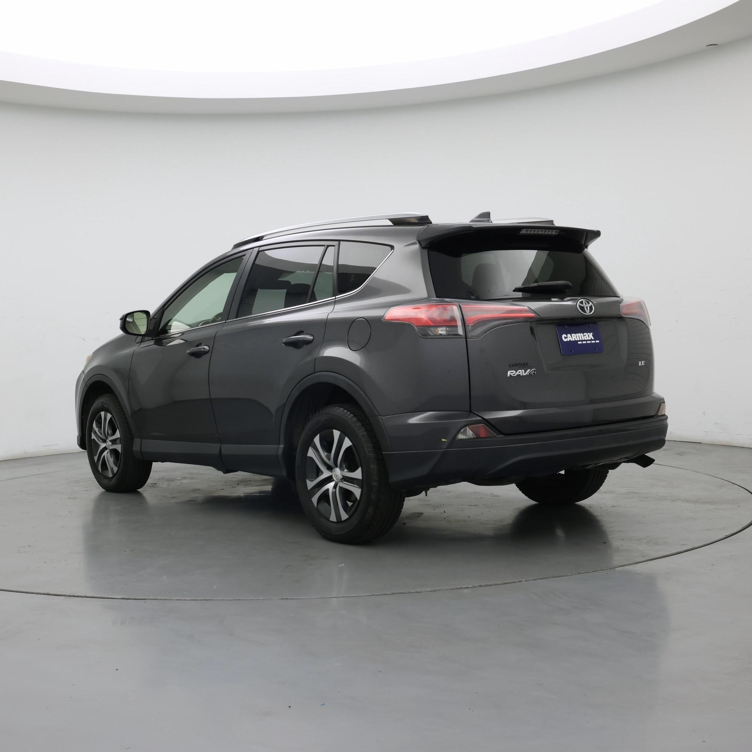 Thumbnail: 2017 Toyota RAV4 - 2