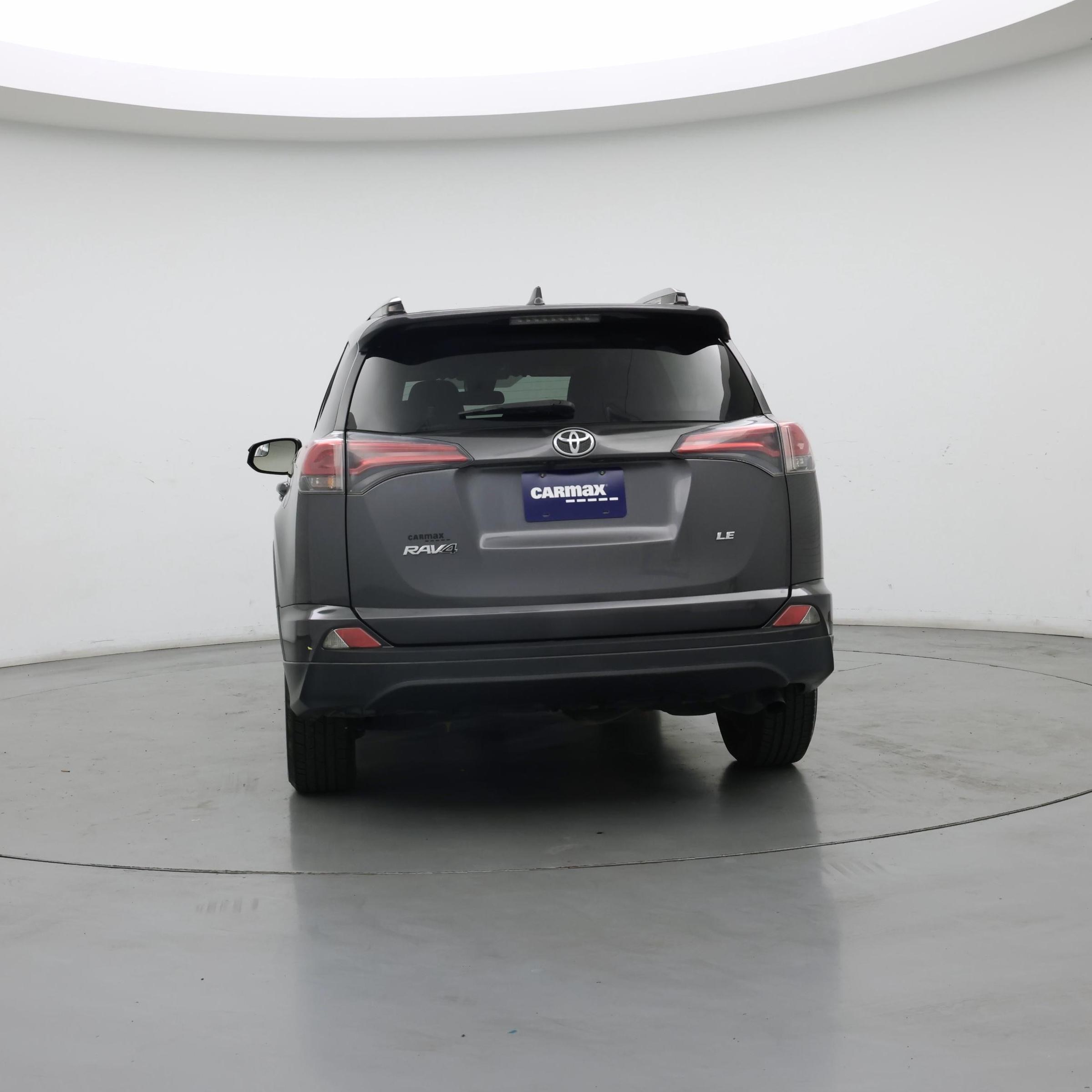 Thumbnail: 2017 Toyota RAV4 - 6