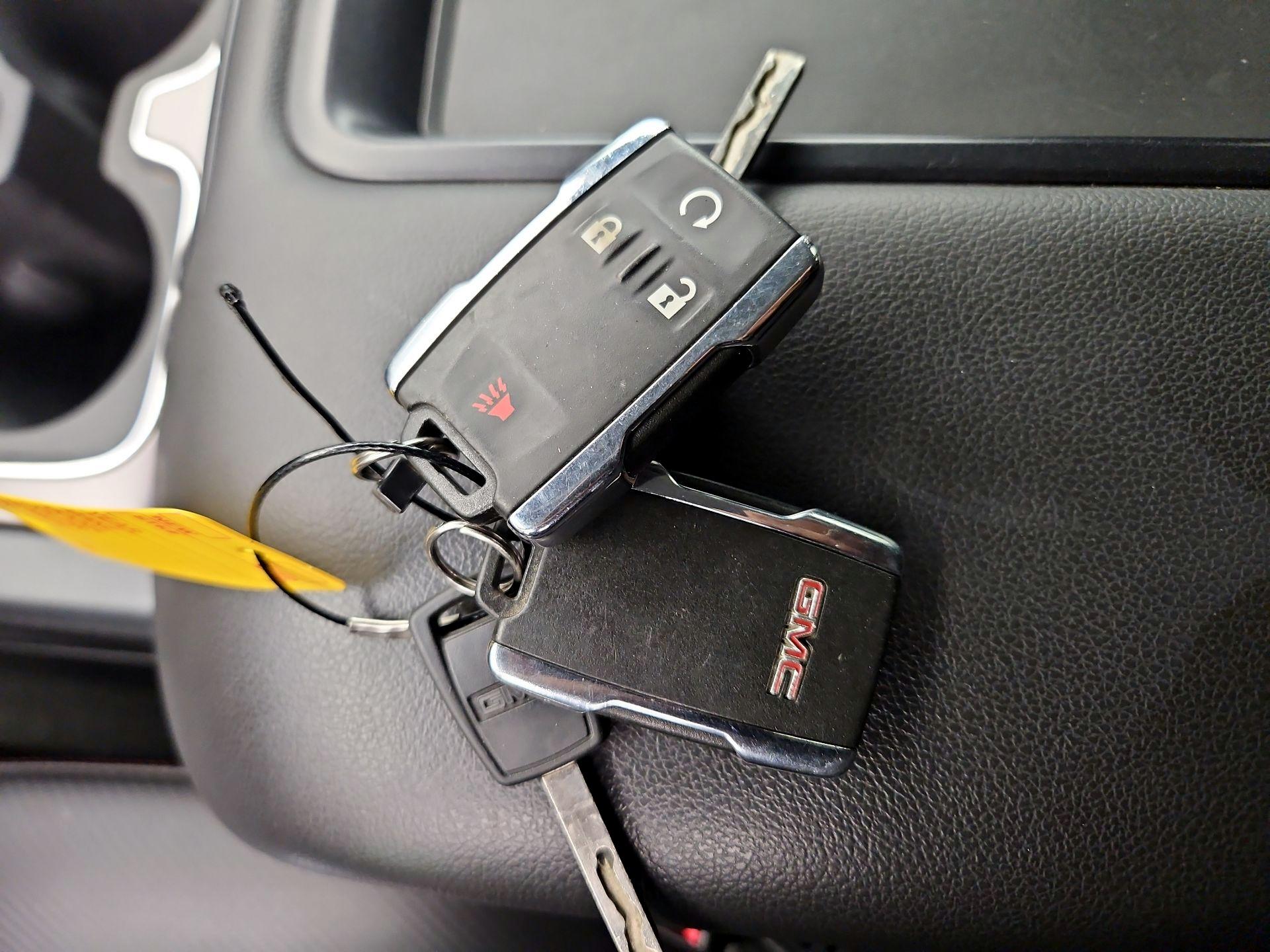 Thumbnail: 2014 GMC Sierra 1500 - 19