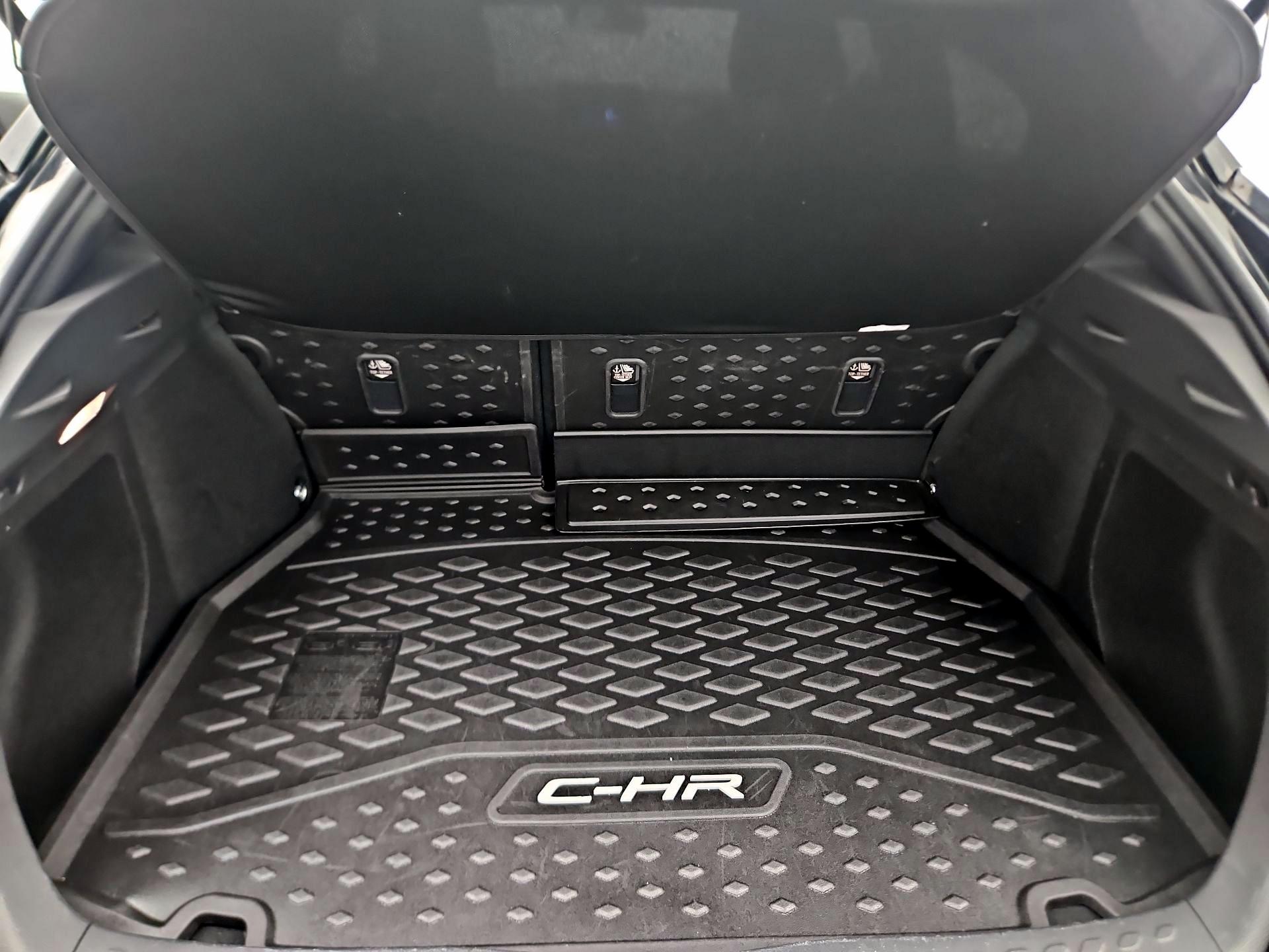 Thumbnail: 2021 Toyota C-HR - 19