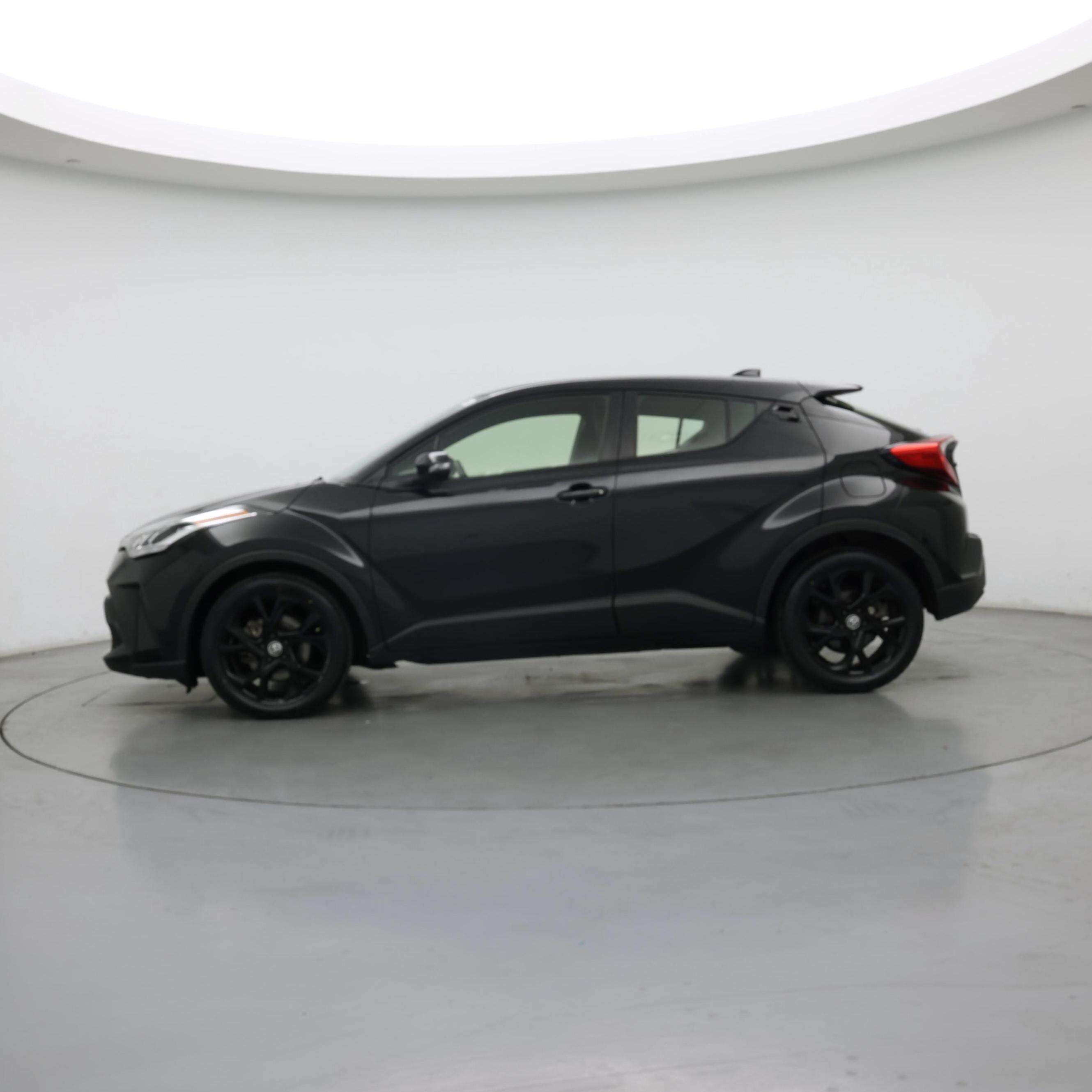 Thumbnail: 2021 Toyota C-HR - 3