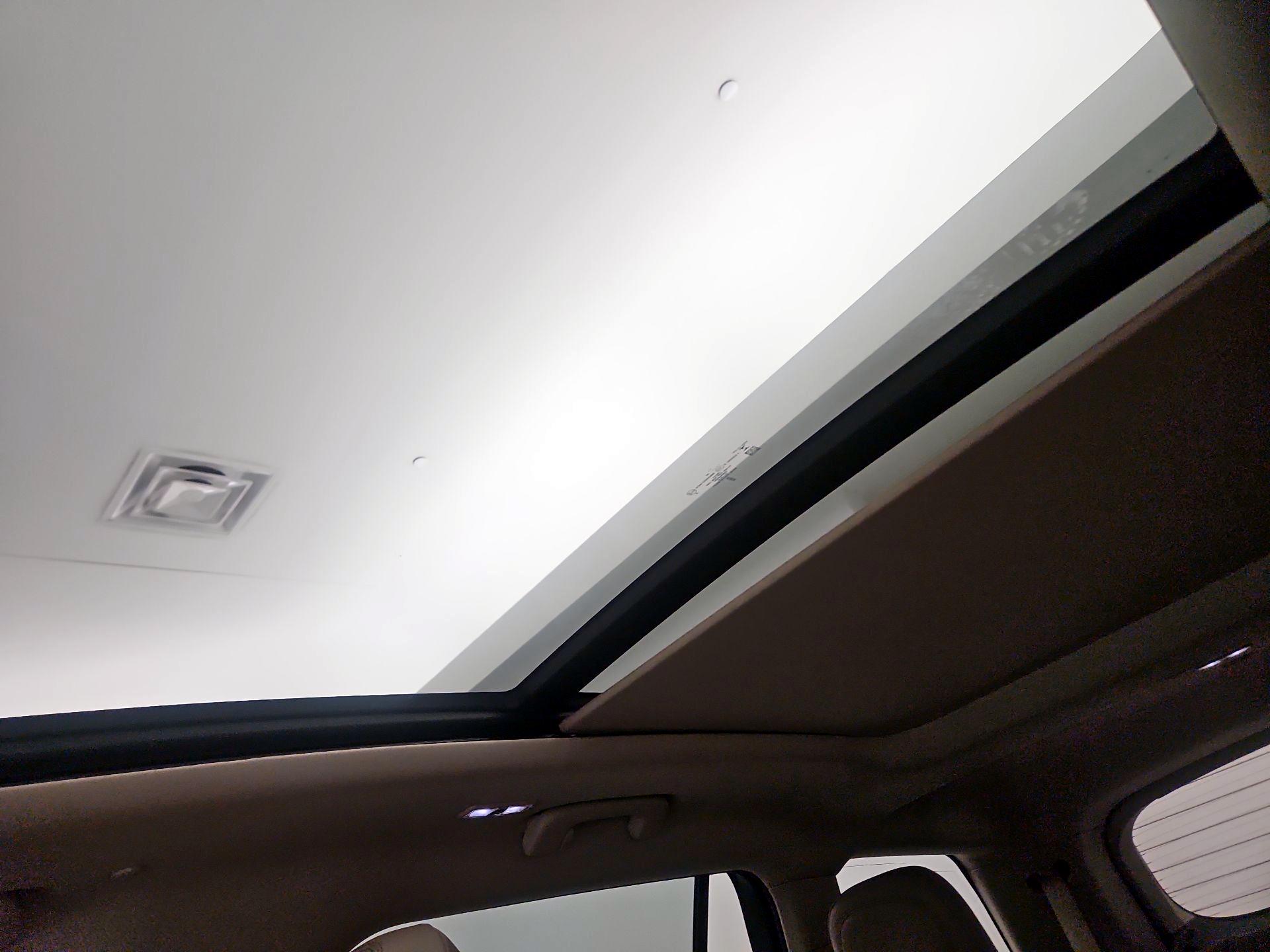 Thumbnail: 2021 Lincoln Aviator - 20