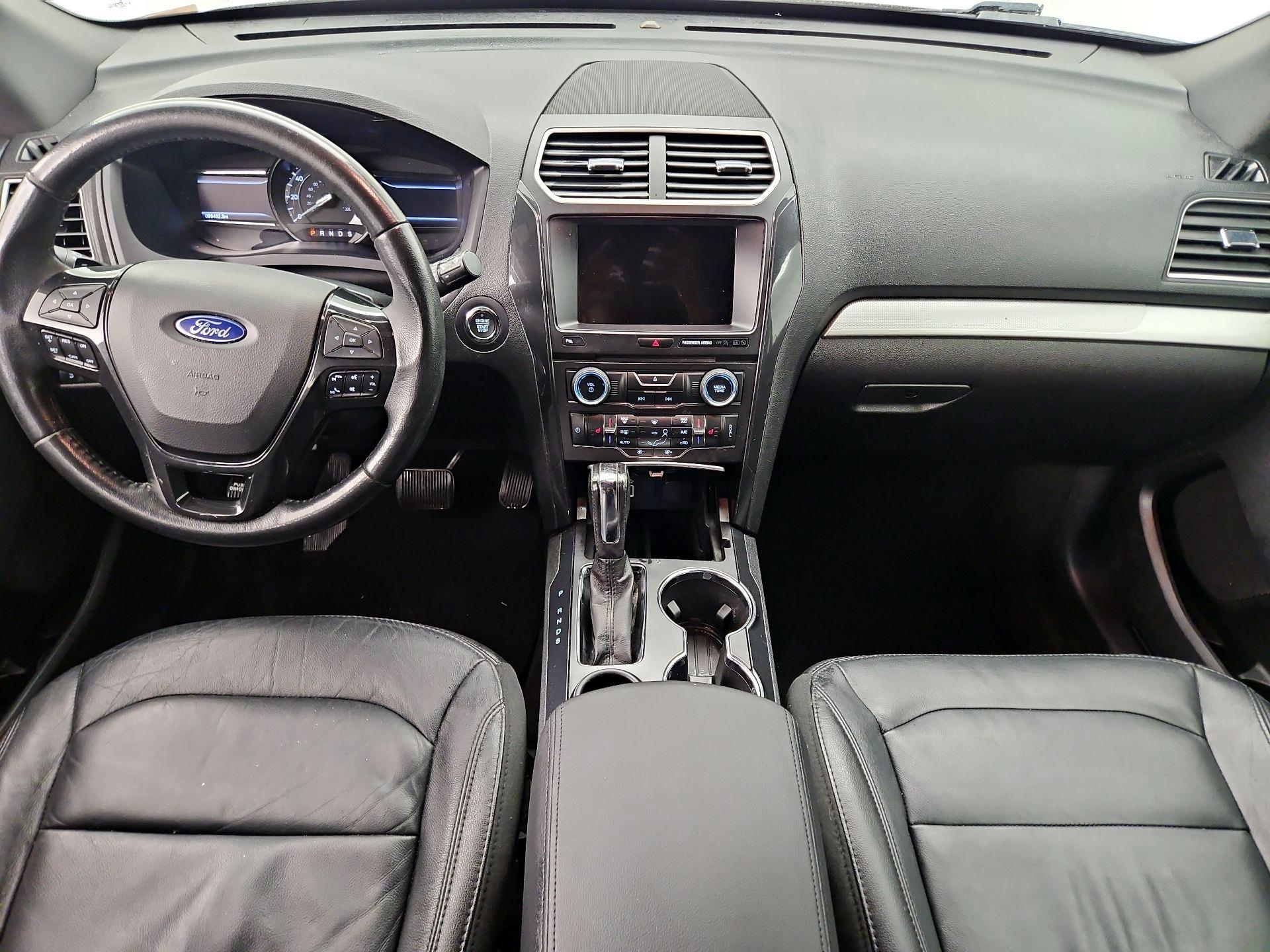 Thumbnail: 2017 Ford Explorer - 9