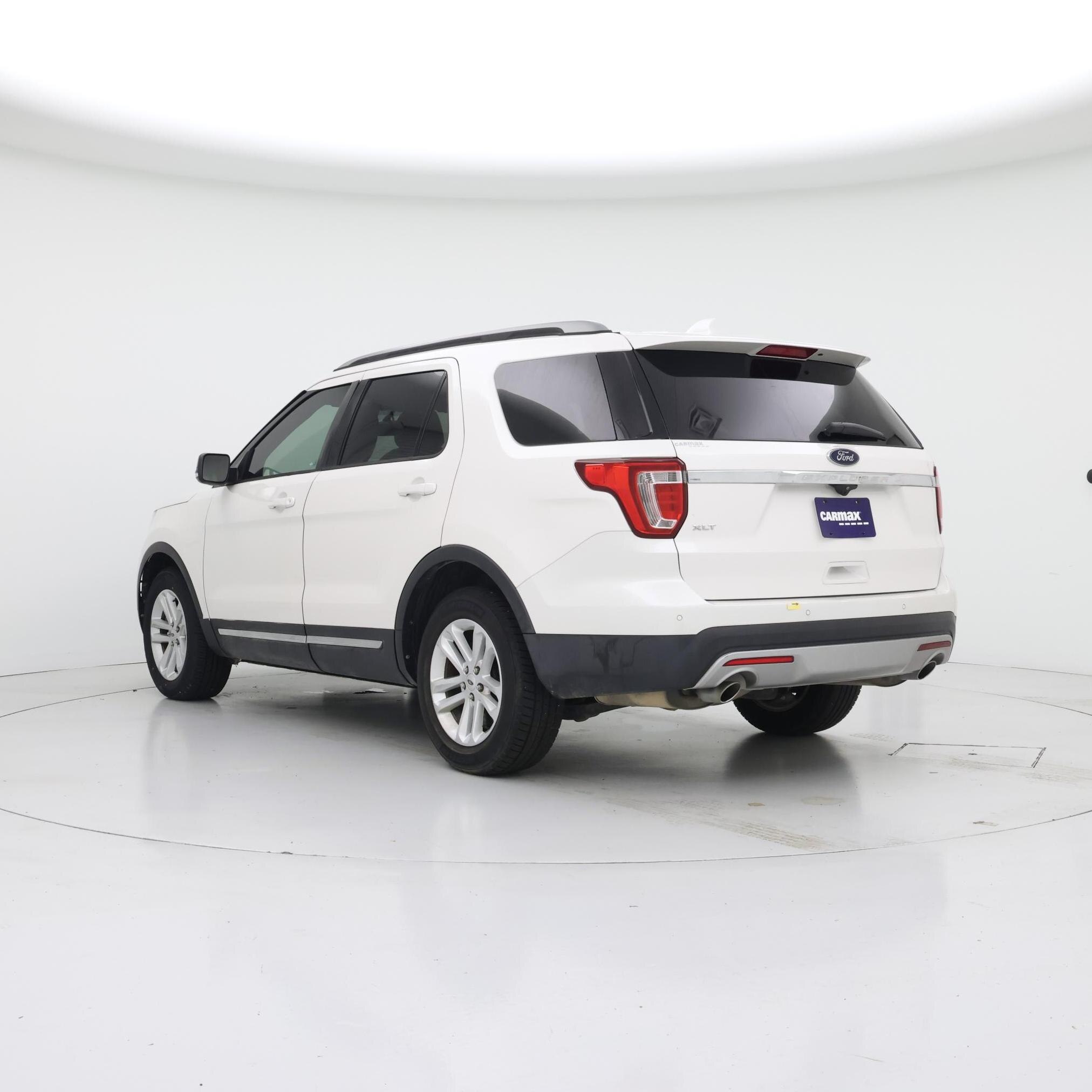 Thumbnail: 2017 Ford Explorer - 2