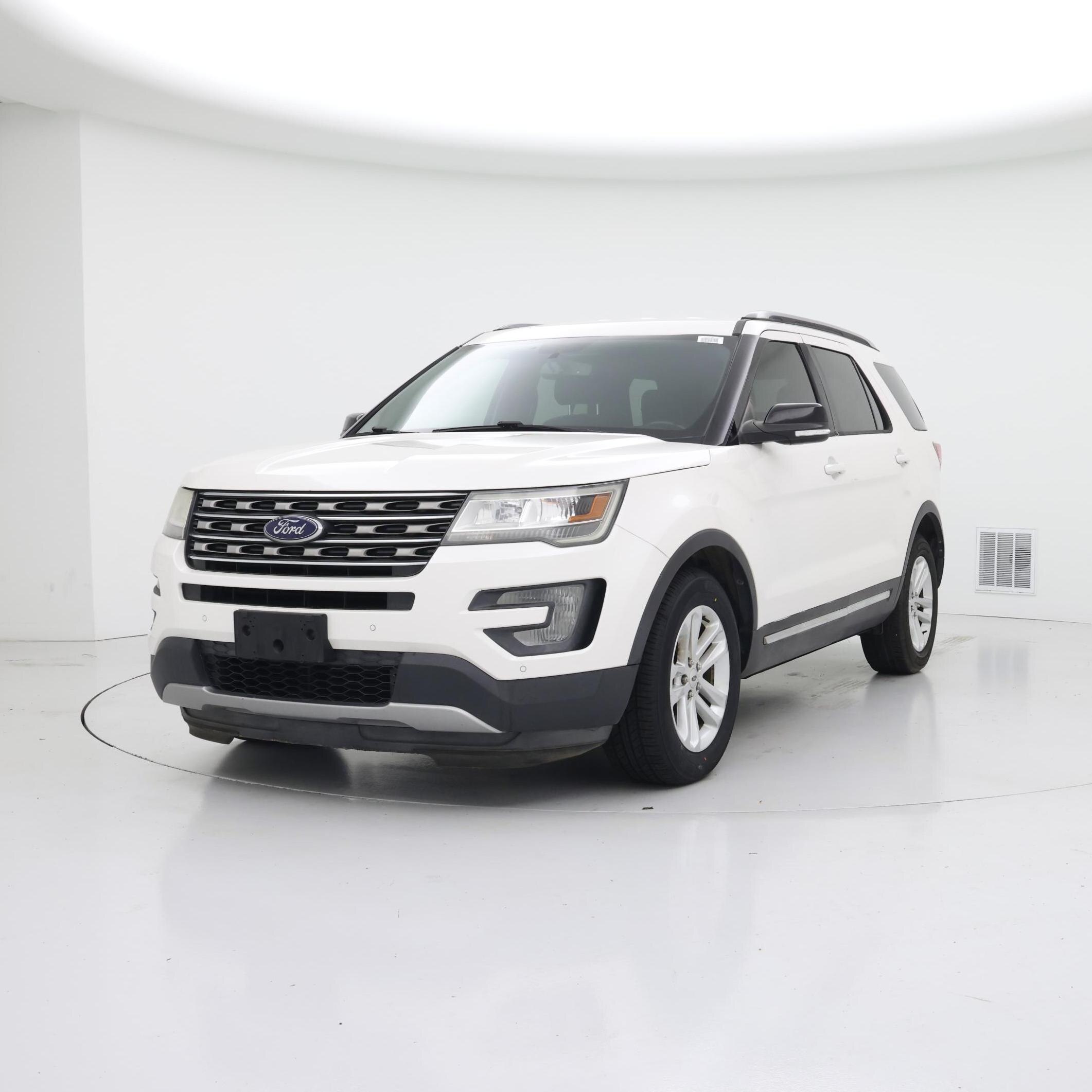 Thumbnail: 2017 Ford Explorer - 4
