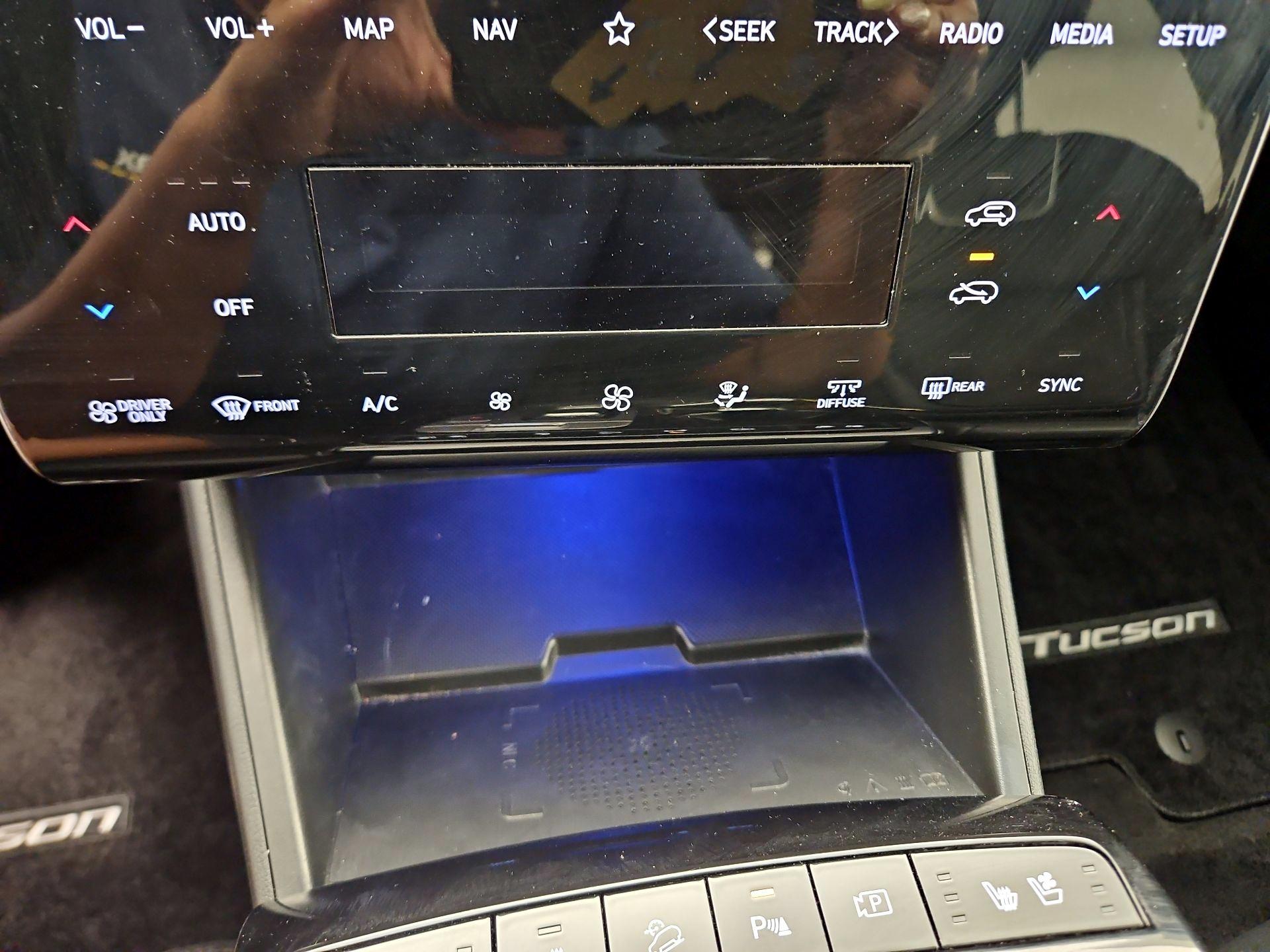 Thumbnail: 2024 Hyundai Tucson - 16