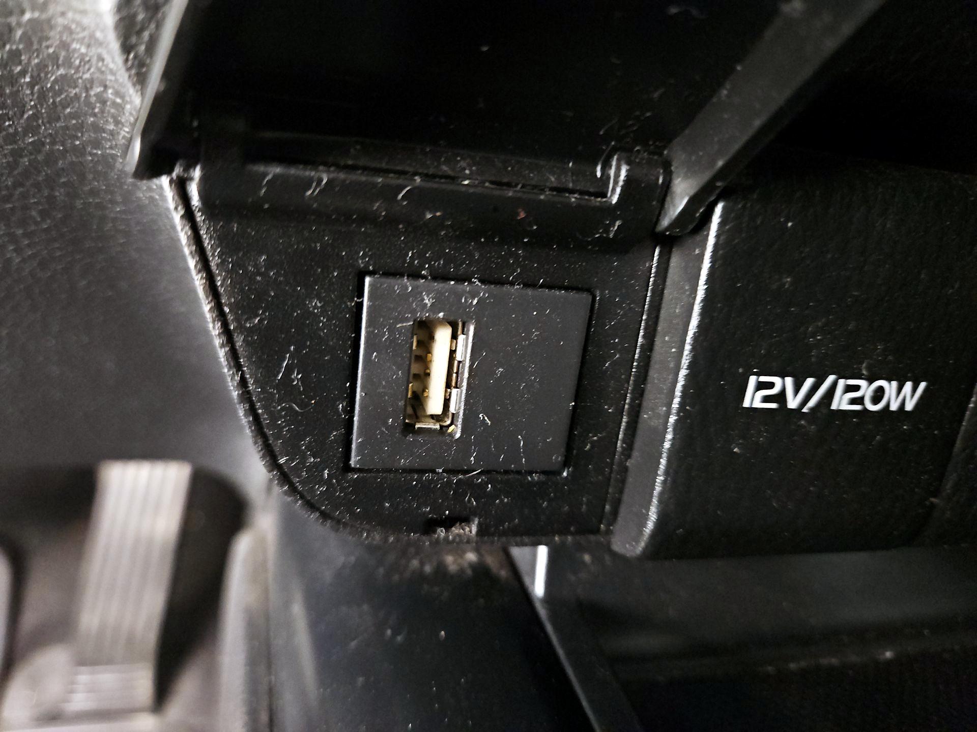 Thumbnail: 2020 Toyota Camry - 18