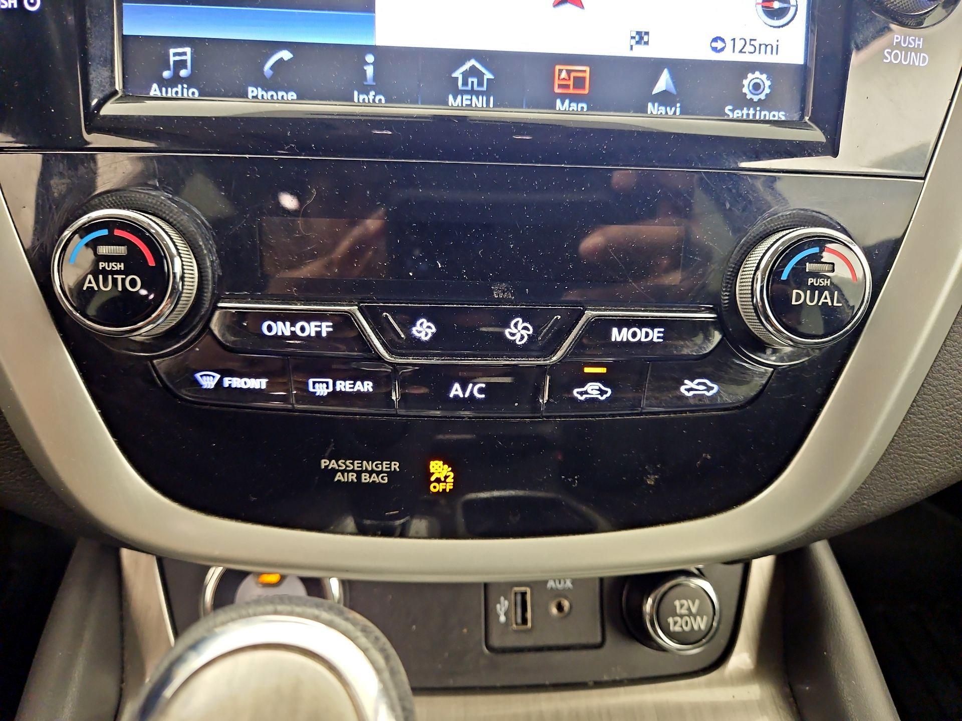 Thumbnail: 2018 Nissan Murano - 17