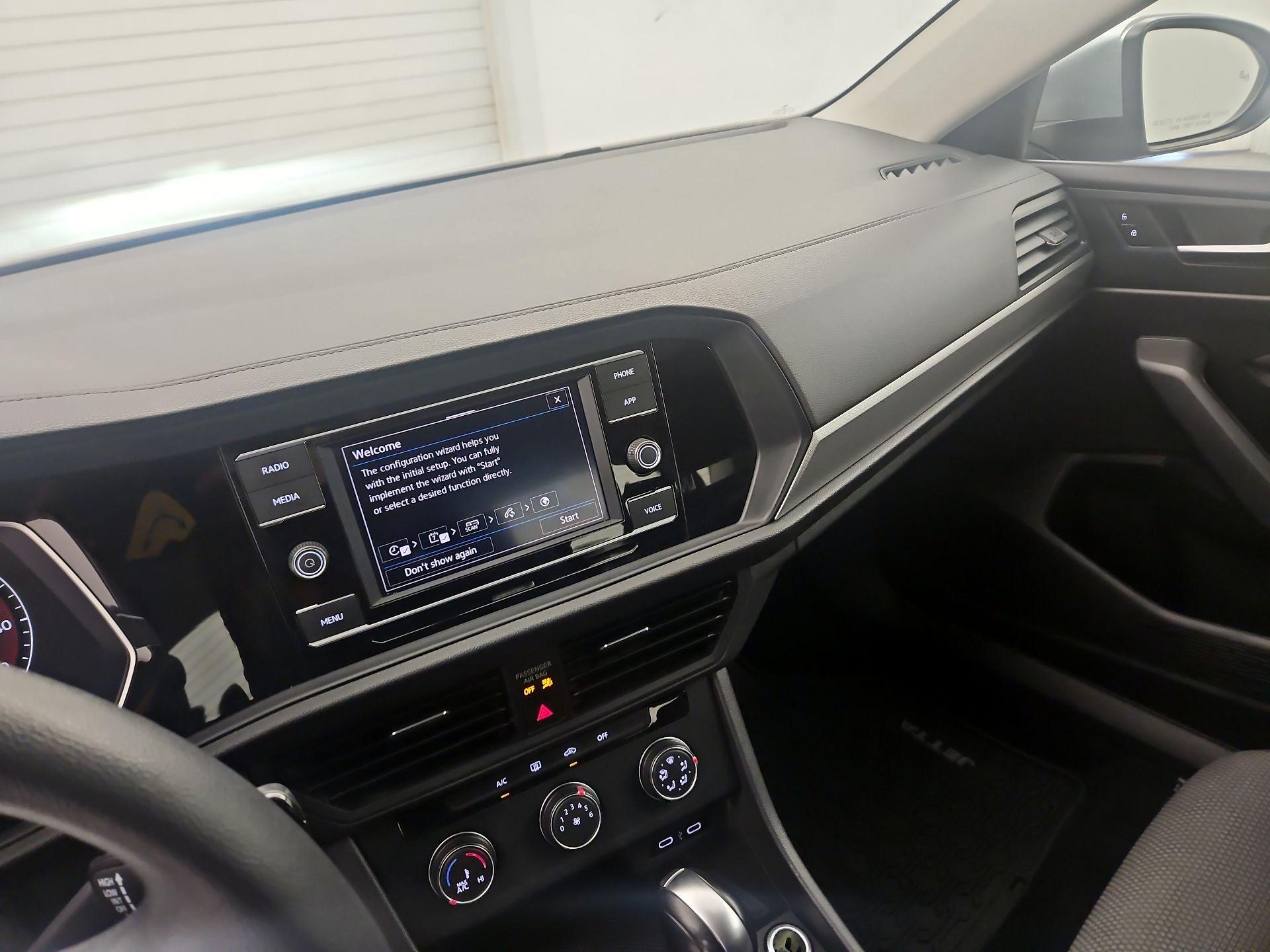 Thumbnail: 2021 Volkswagen Jetta - 13