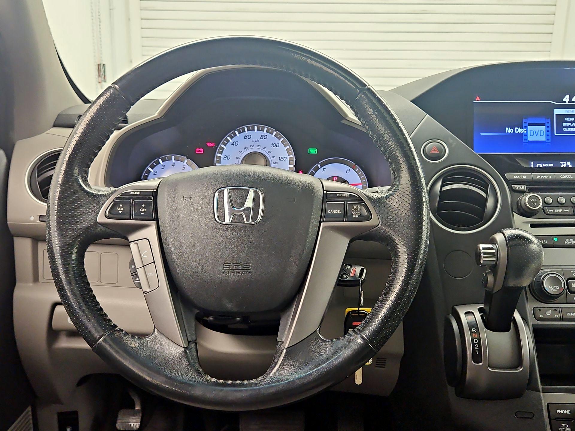 Thumbnail: 2015 Honda Pilot - 10