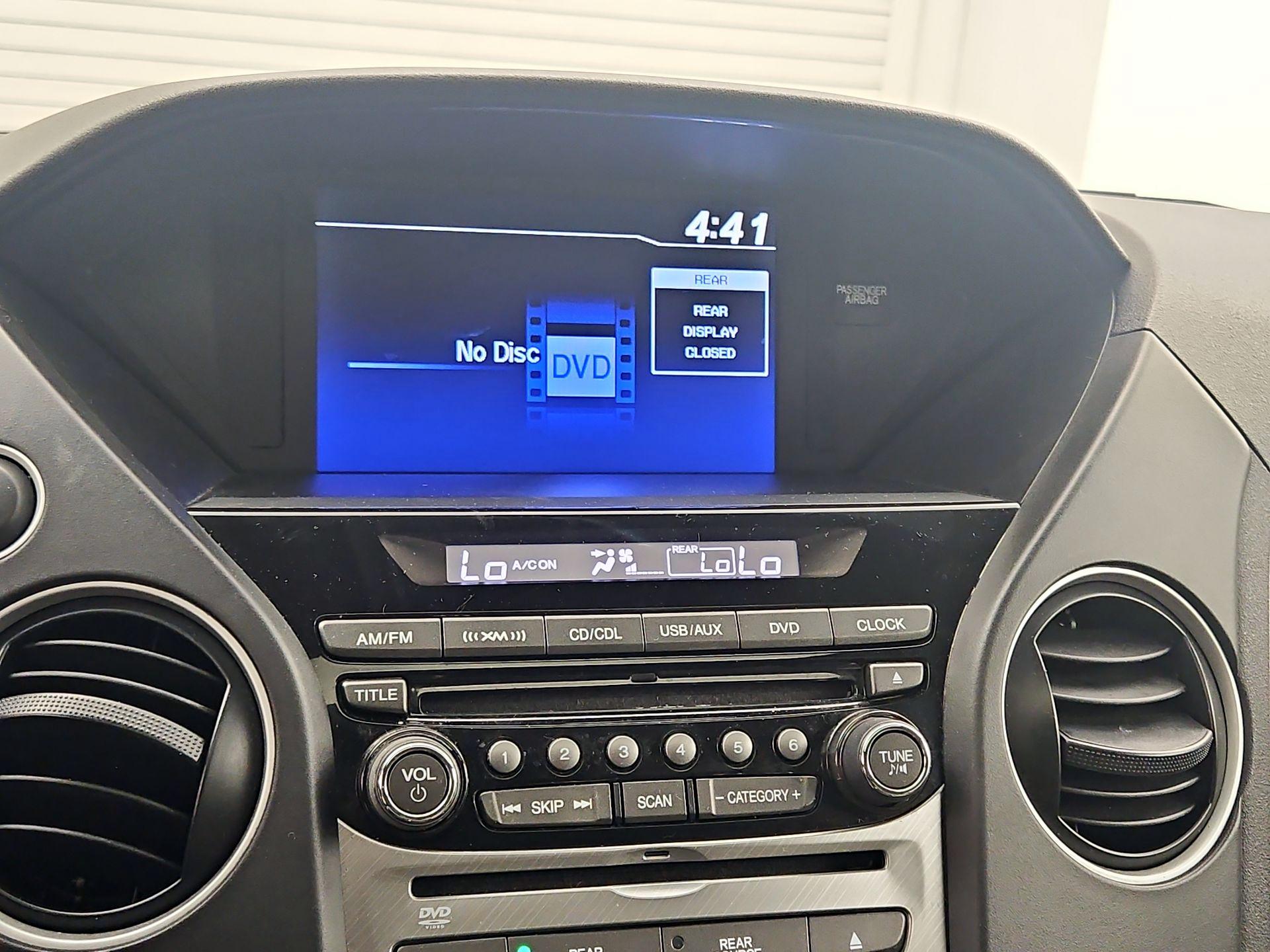 Thumbnail: 2015 Honda Pilot - 15