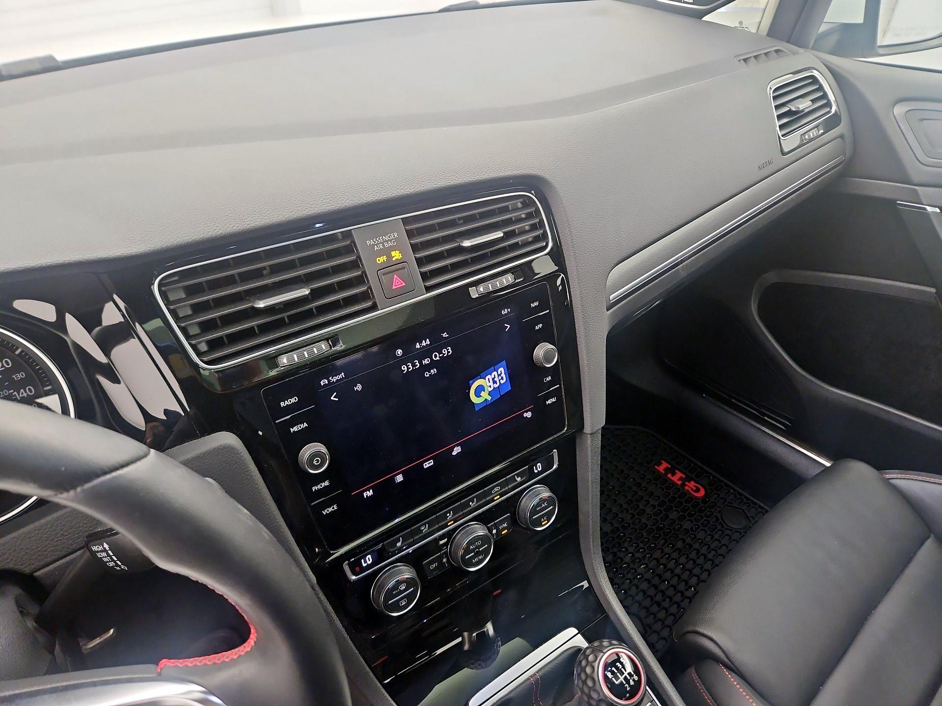 Thumbnail: 2020 Volkswagen Golf - 13