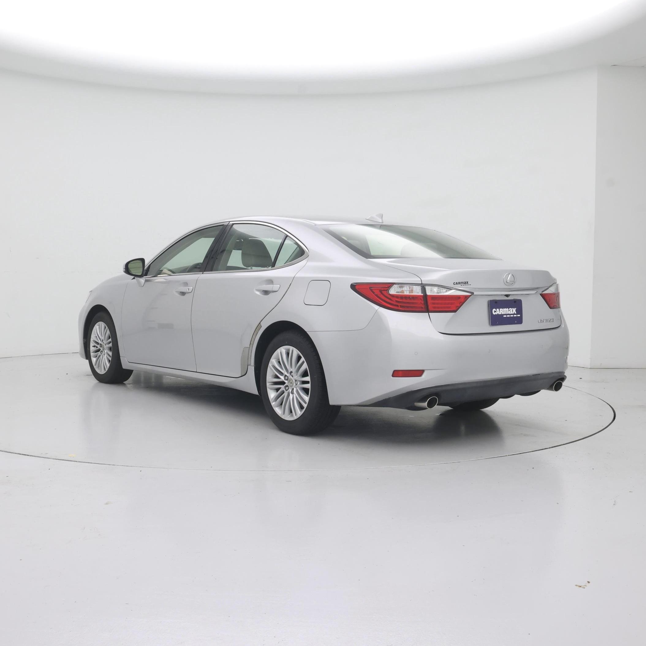 Thumbnail: 2015 Lexus ES - 2