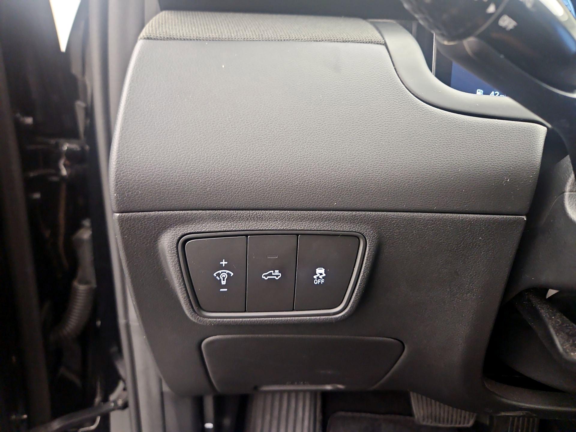 Thumbnail: 2022 Hyundai Santa Cruz - 13