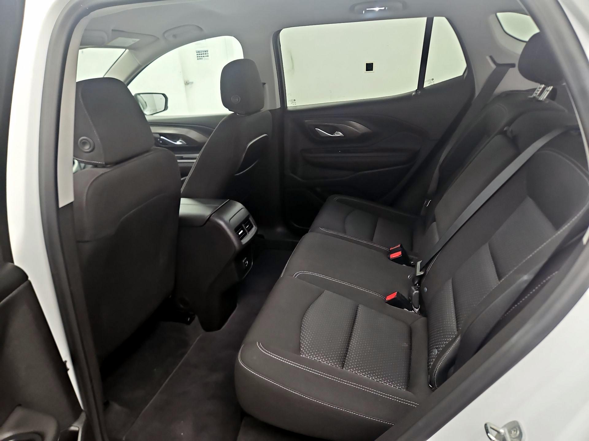 Thumbnail: 2022 GMC Terrain - 16