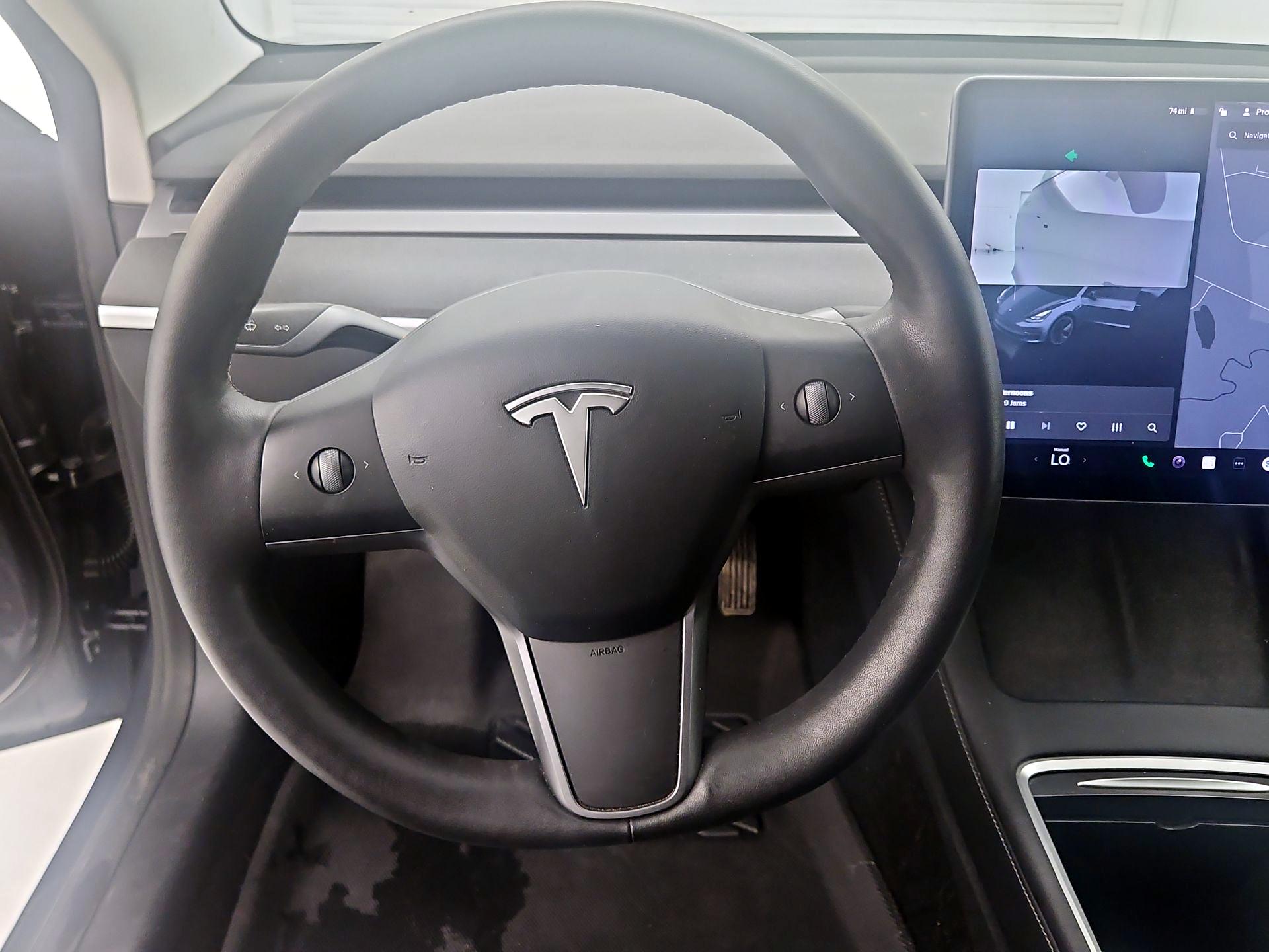 Thumbnail: 2021 Tesla Model 3 - 10