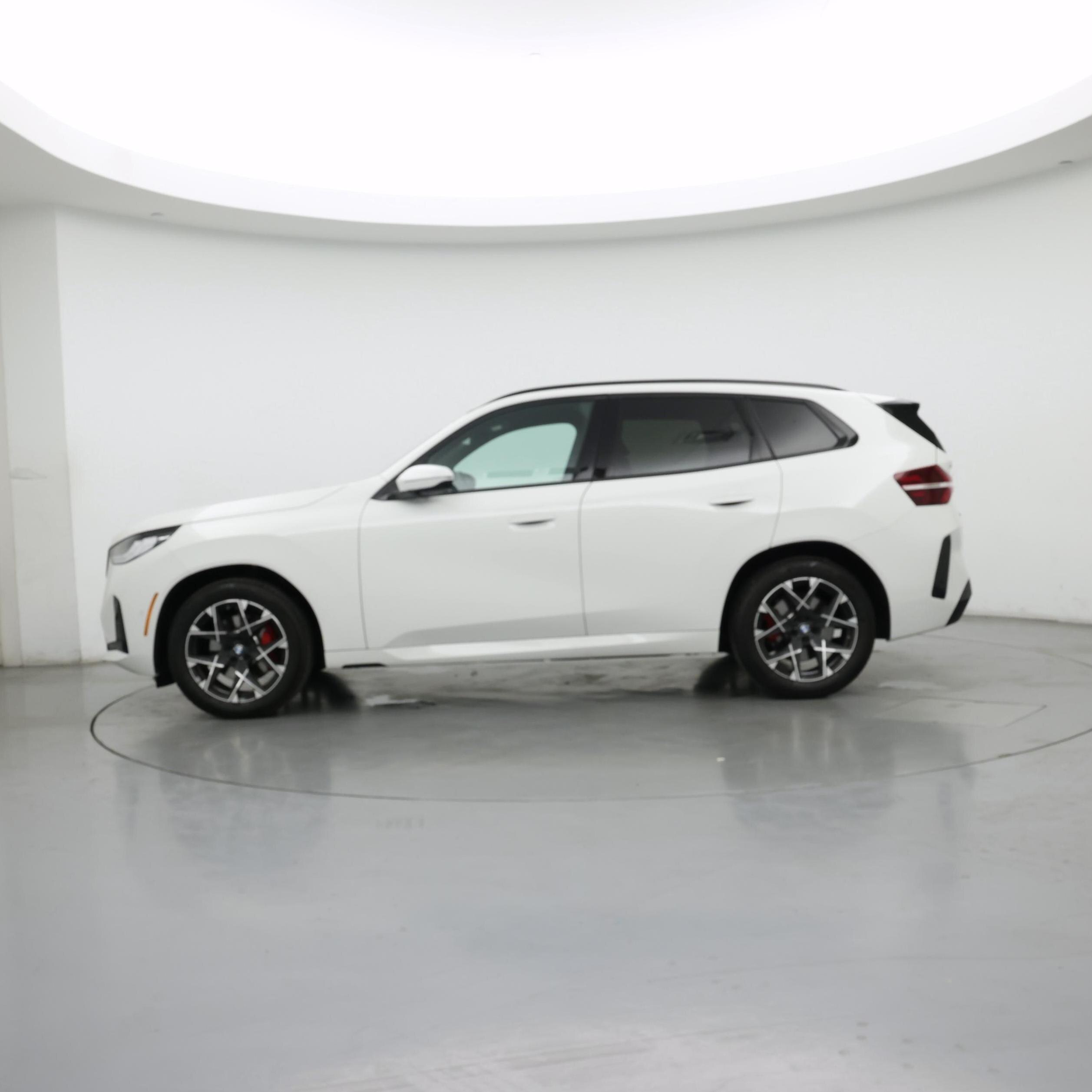 Thumbnail: 2026 BMW X3 - 3