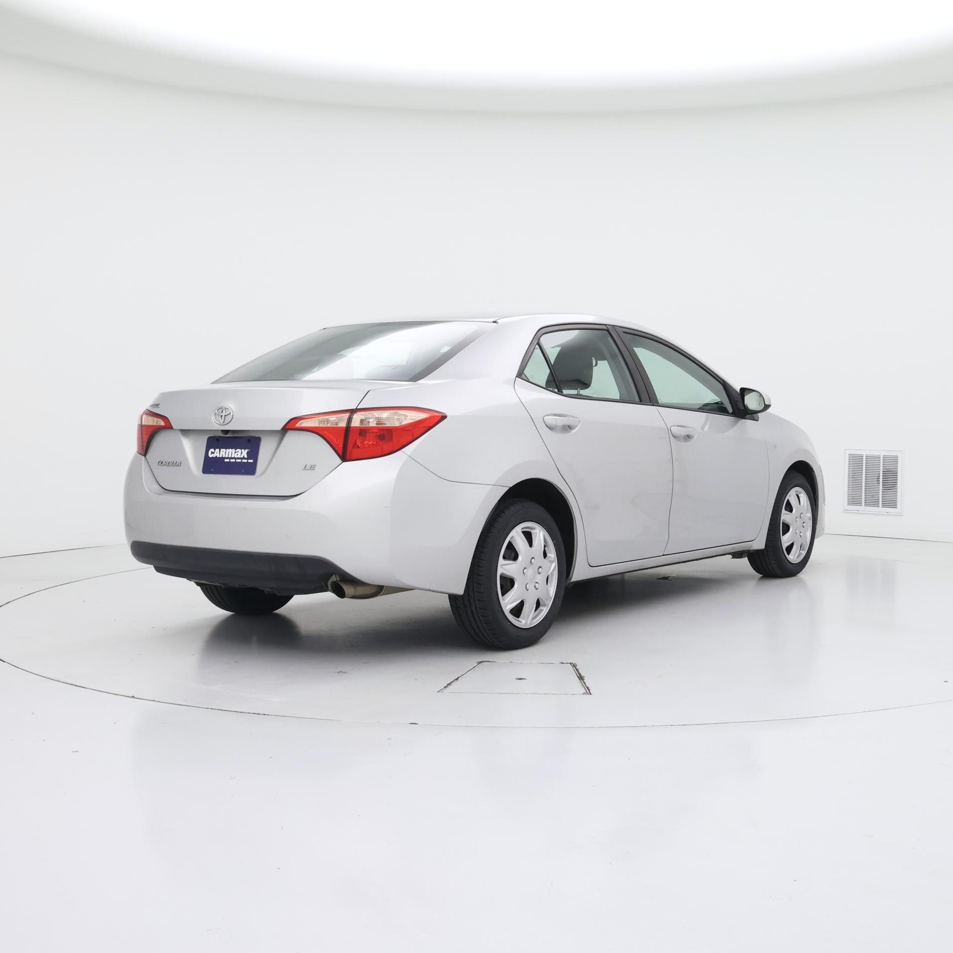 Thumbnail: 2018 Toyota Corolla - 8