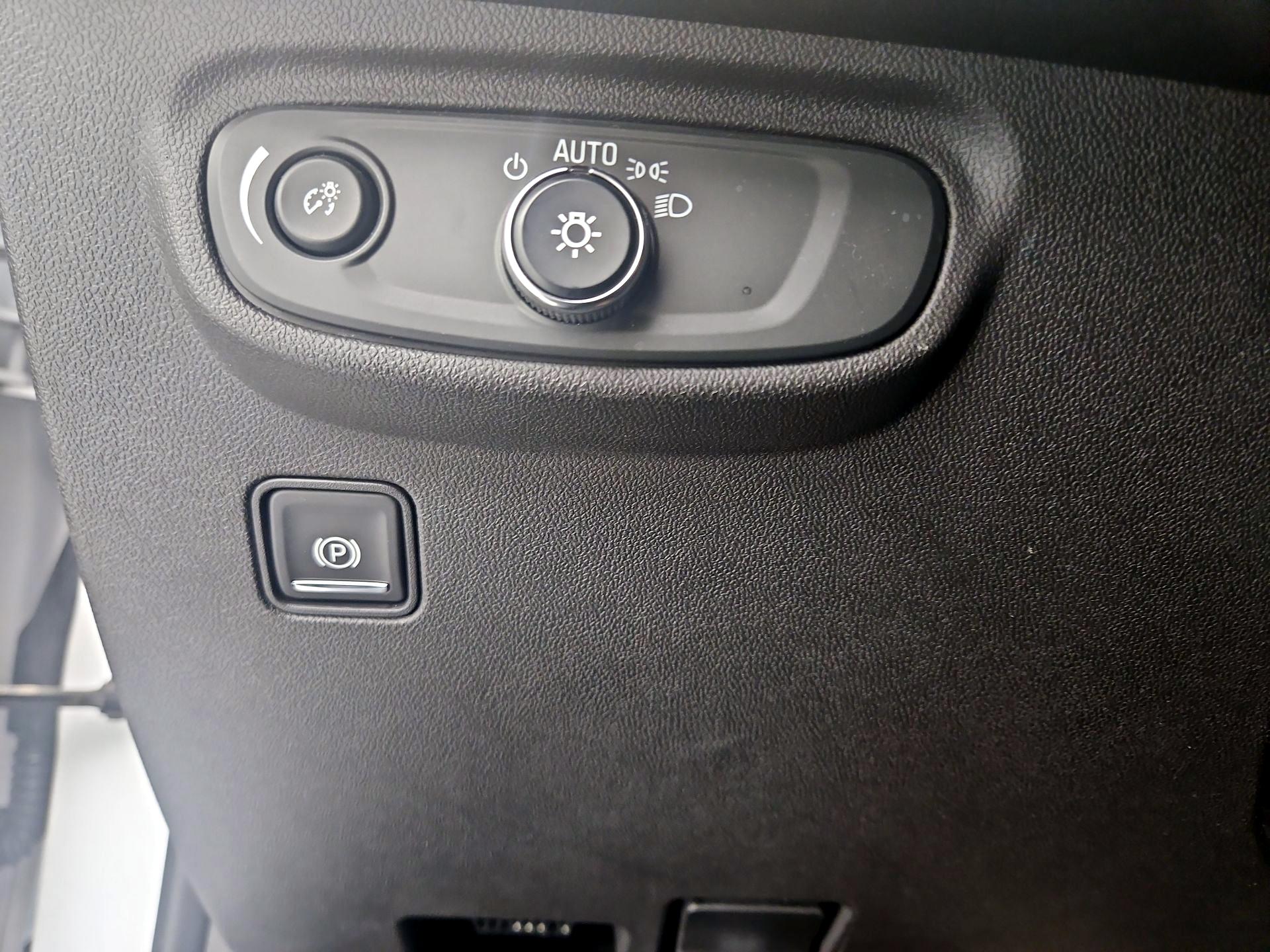 Thumbnail: 2019 GMC Terrain - 13