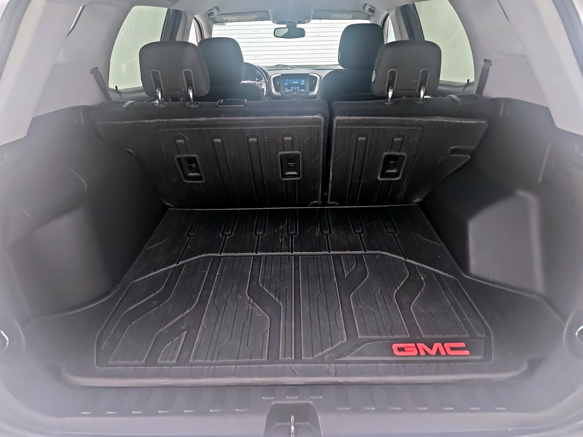 Thumbnail: 2019 GMC Terrain - 20