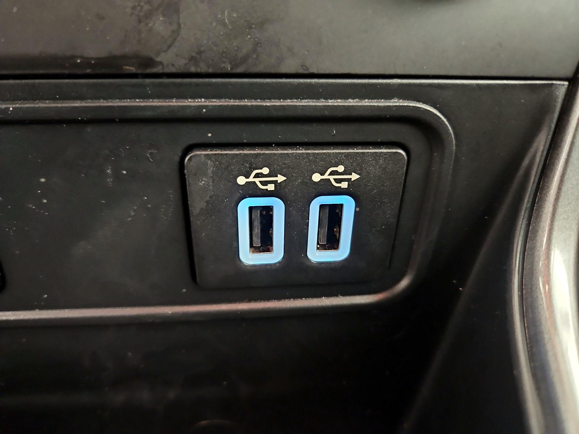 Thumbnail: 2021 Ford EcoSport - 17