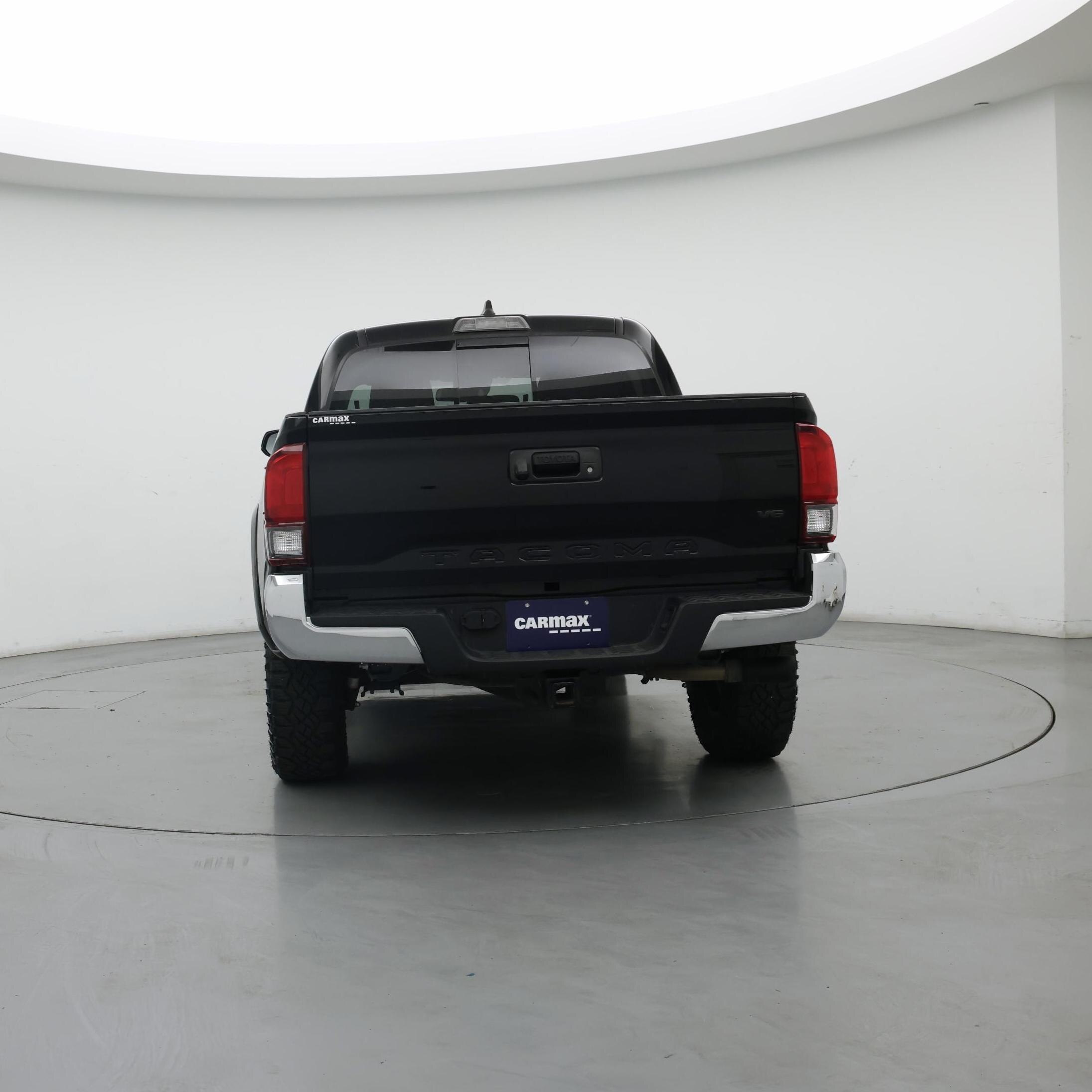Thumbnail: 2023 Toyota Tacoma - 6