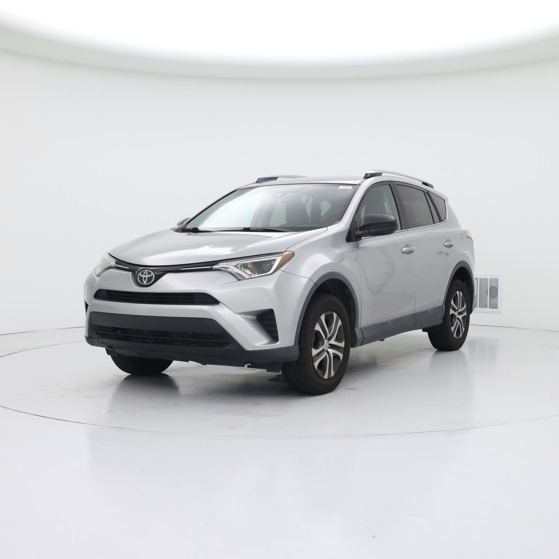 Thumbnail: 2018 Toyota RAV4 - 4