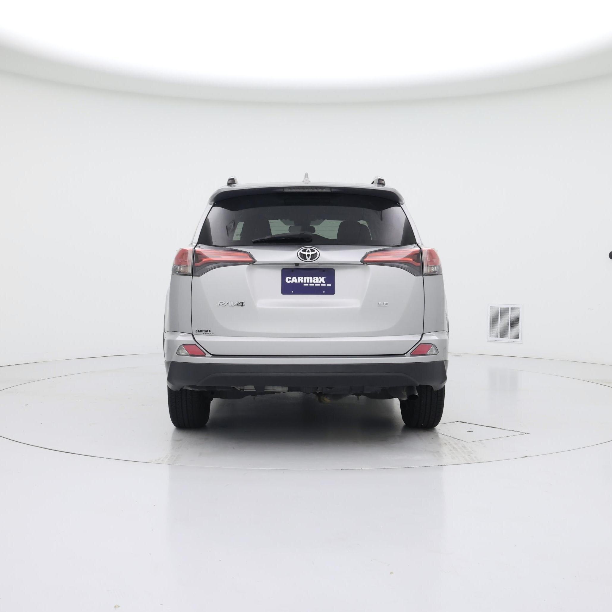 Thumbnail: 2018 Toyota RAV4 - 6